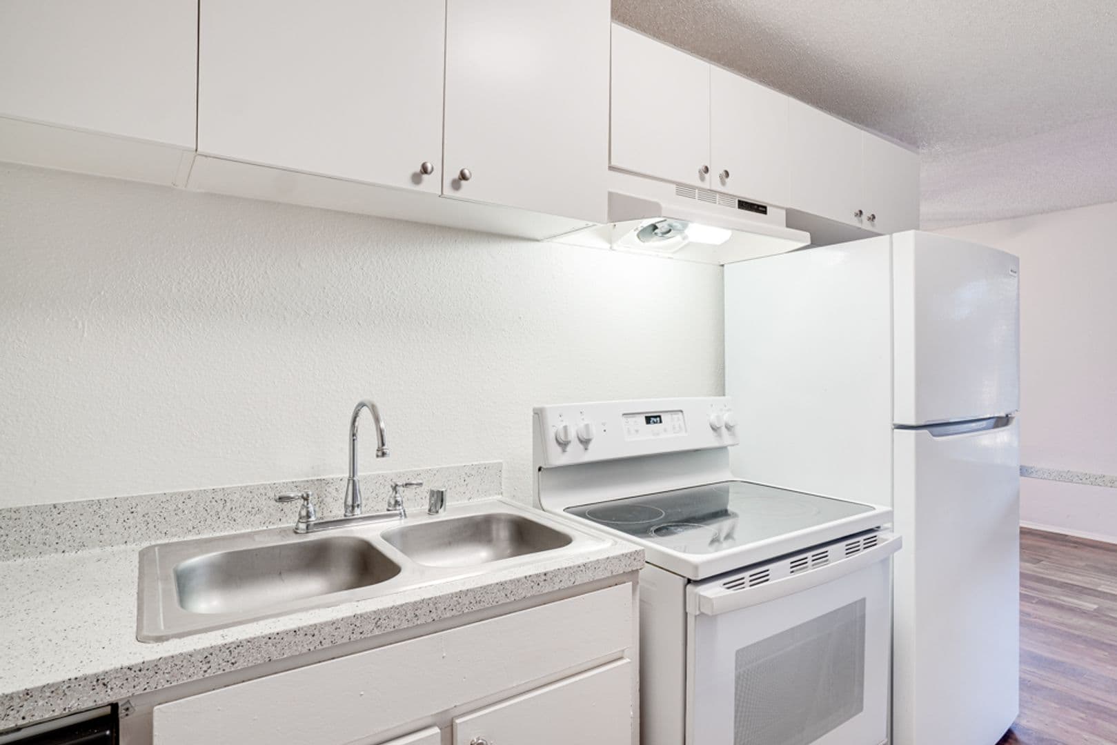 Poway Apartment: 13608 - 13628 Pomerado Rd