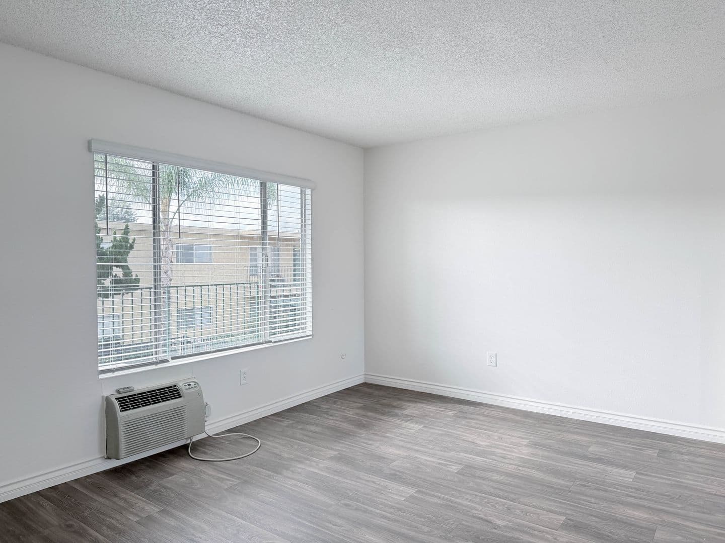 El Cajon Apartment: 355 Orlando Street