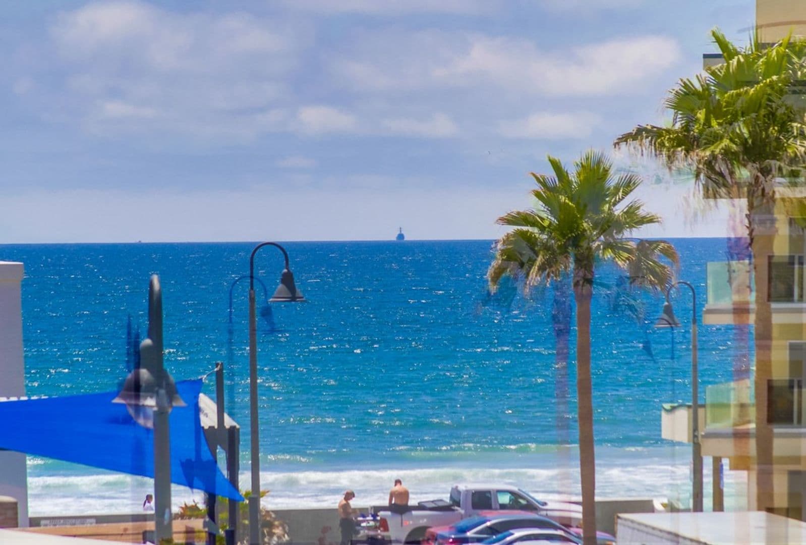 Imperial Beach House: 121 Date Ave