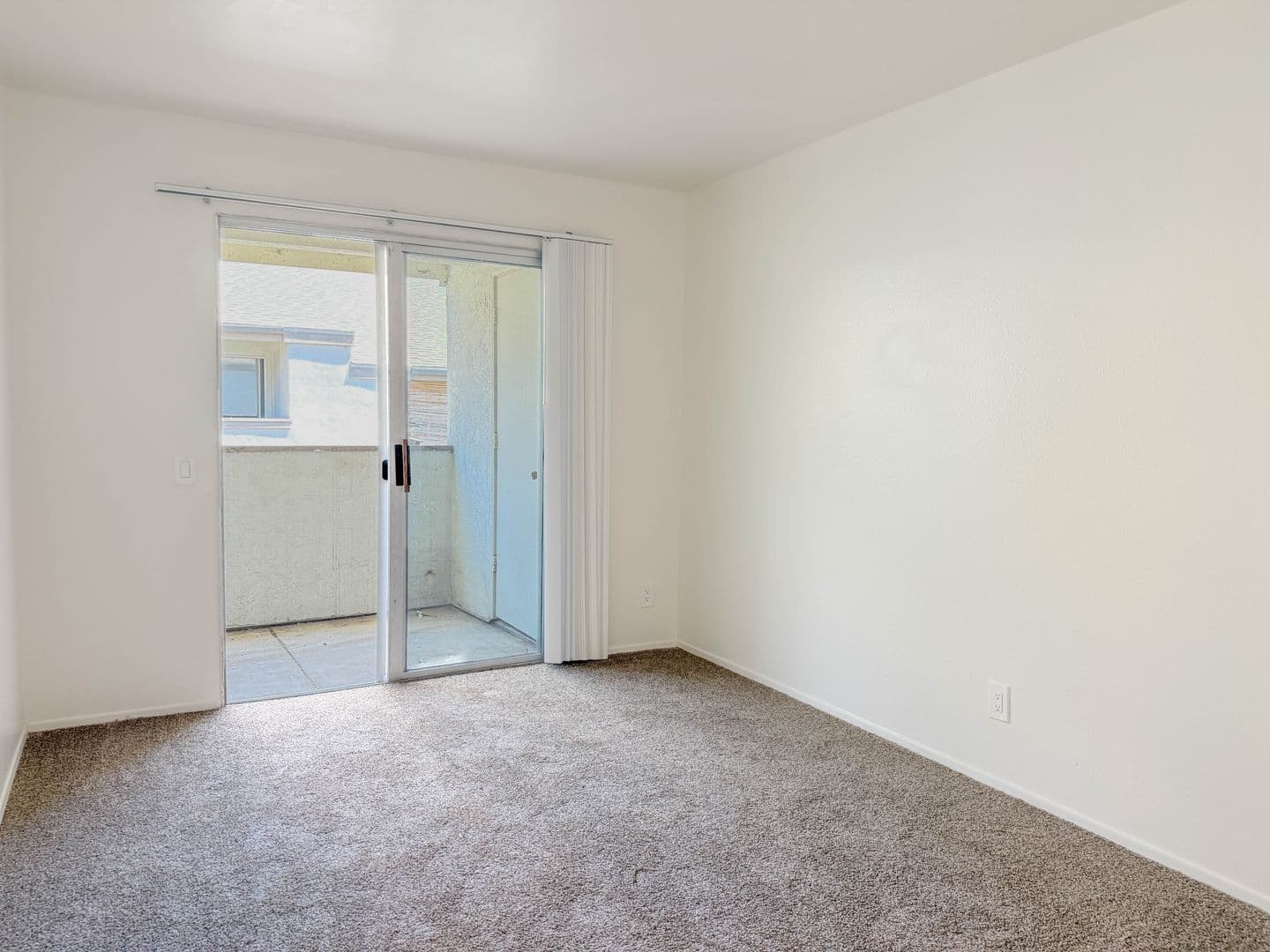 San Diego Apartment: 2675 G Street