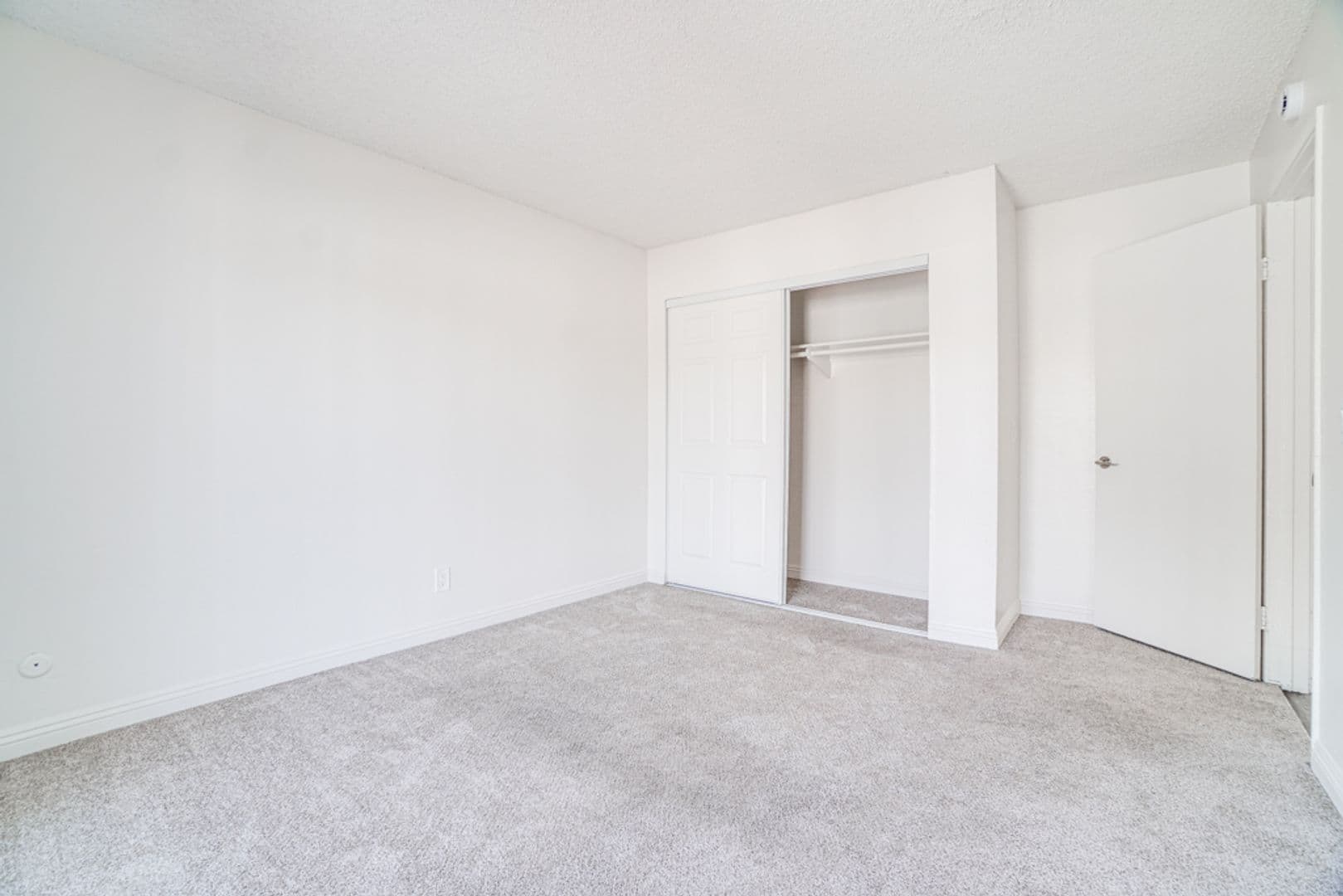El Cajon Apartment: 1037 E. Lexington Ave