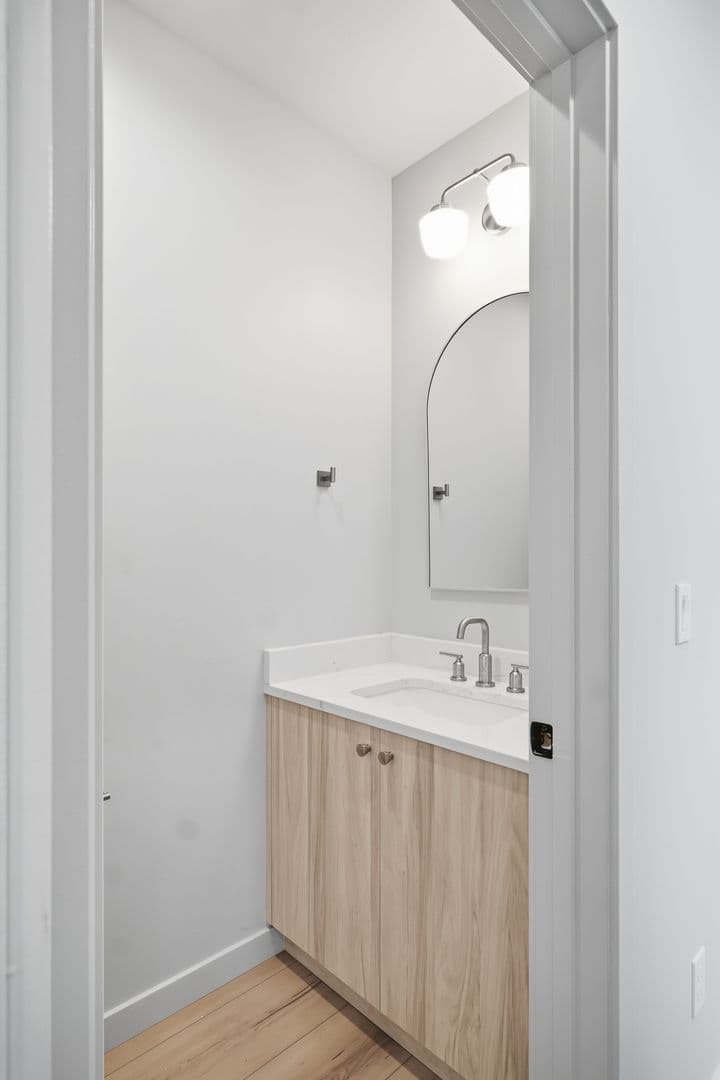 Imperial Beach Apartment: 107-113 Daisy Ave
