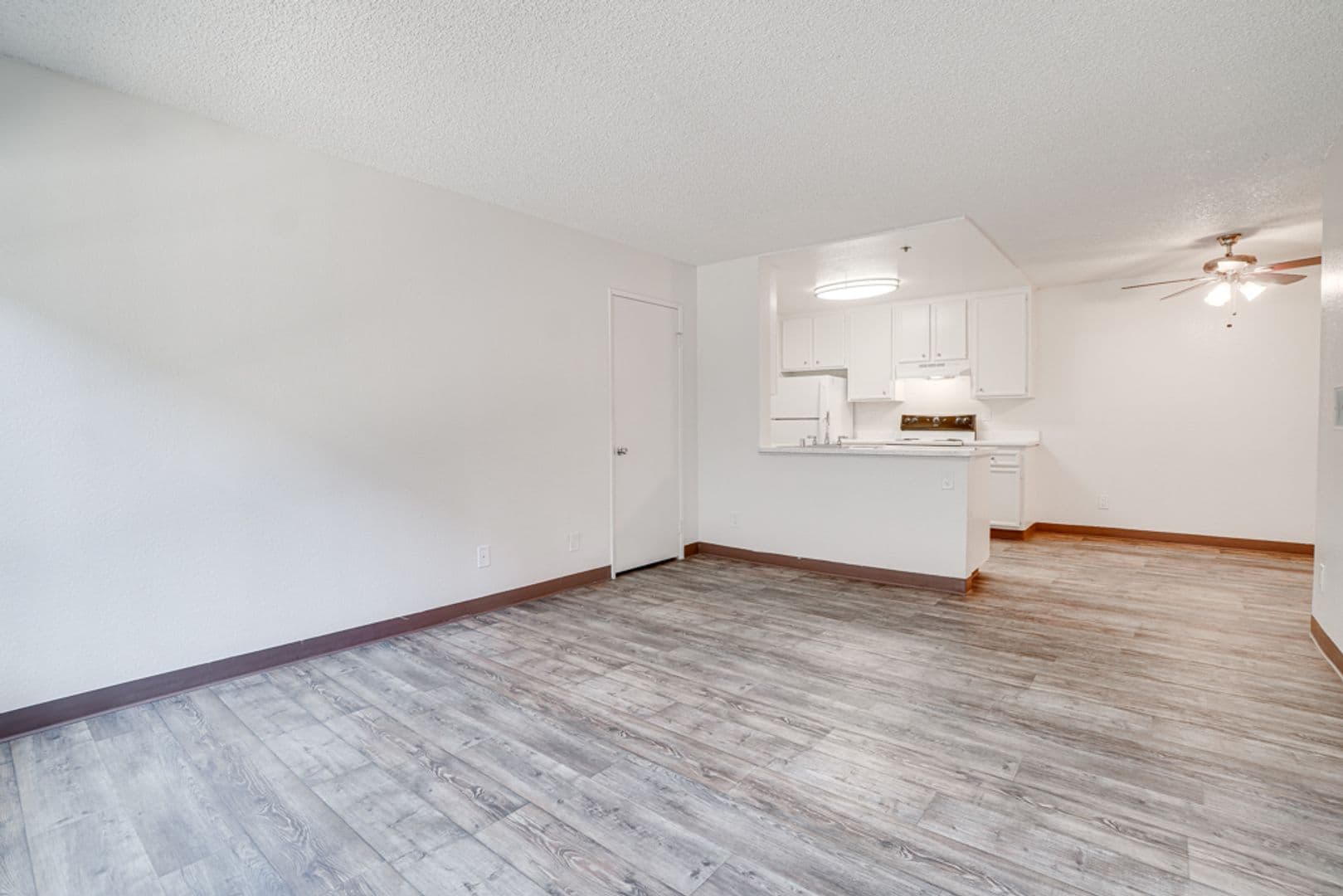 Chula Vista Apartment: 670 F Street