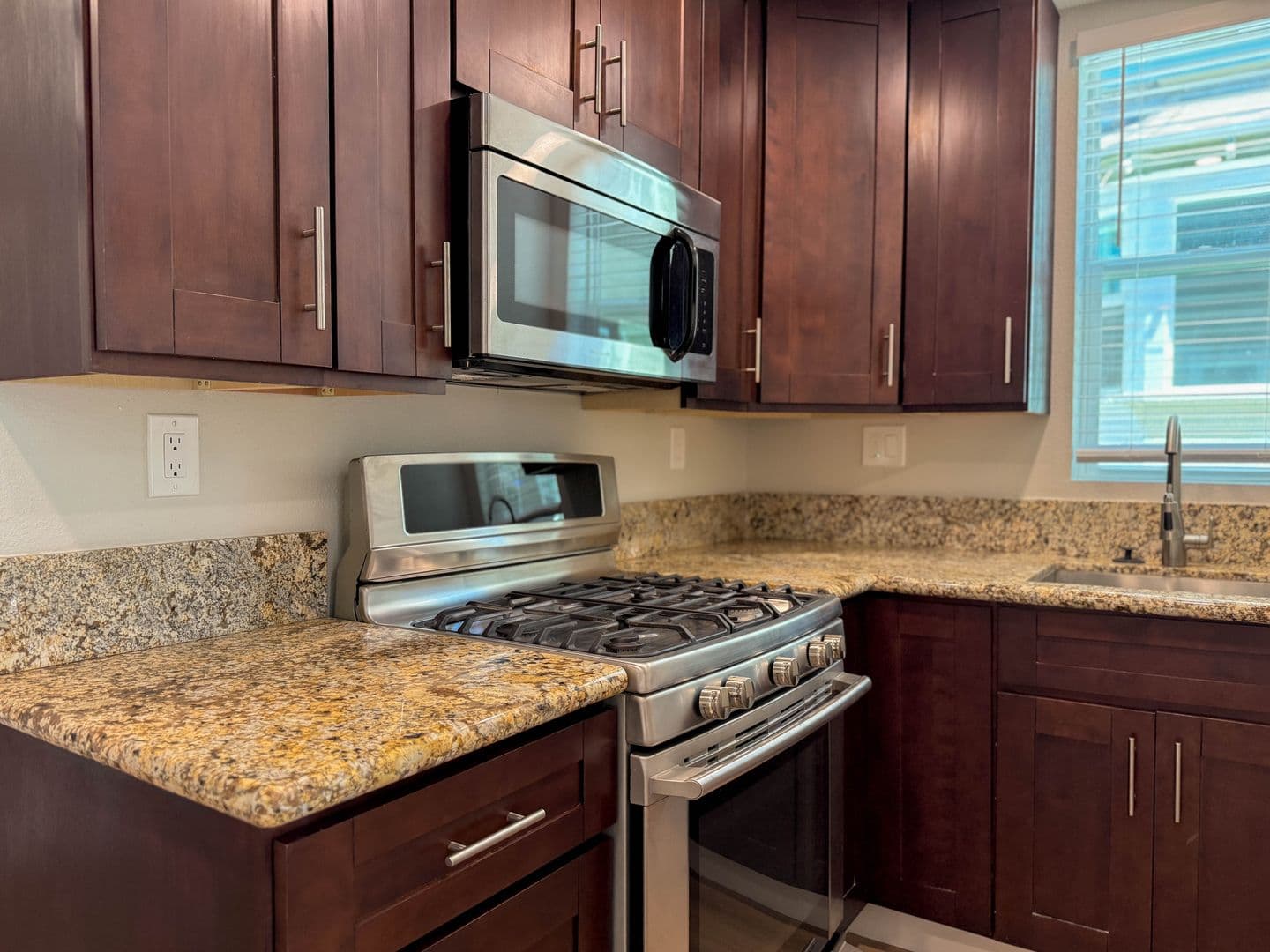San Diego Apartment: 3560-3566 Fourth Ave