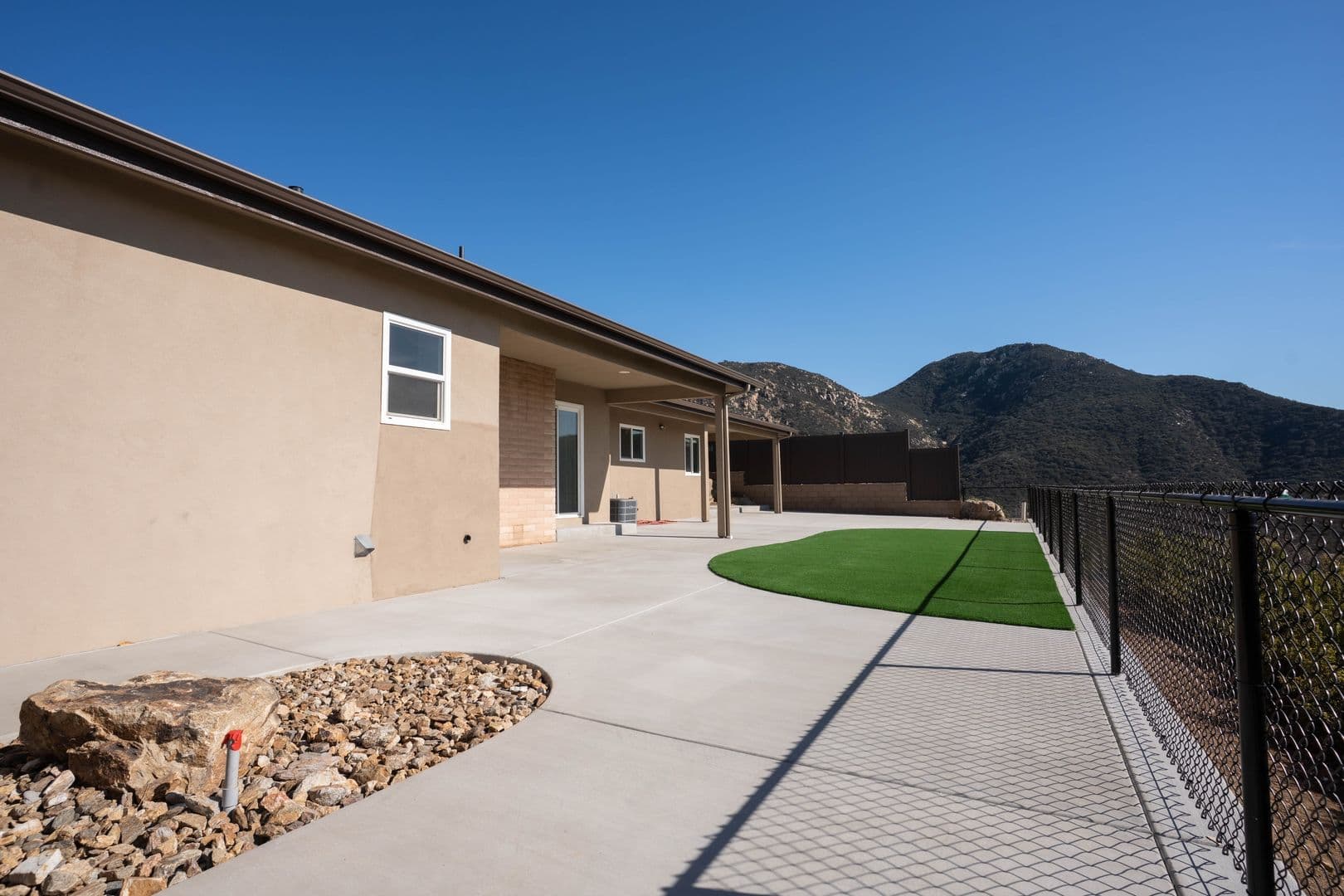 El Cajon House: 9414 Saddle Hill Rd