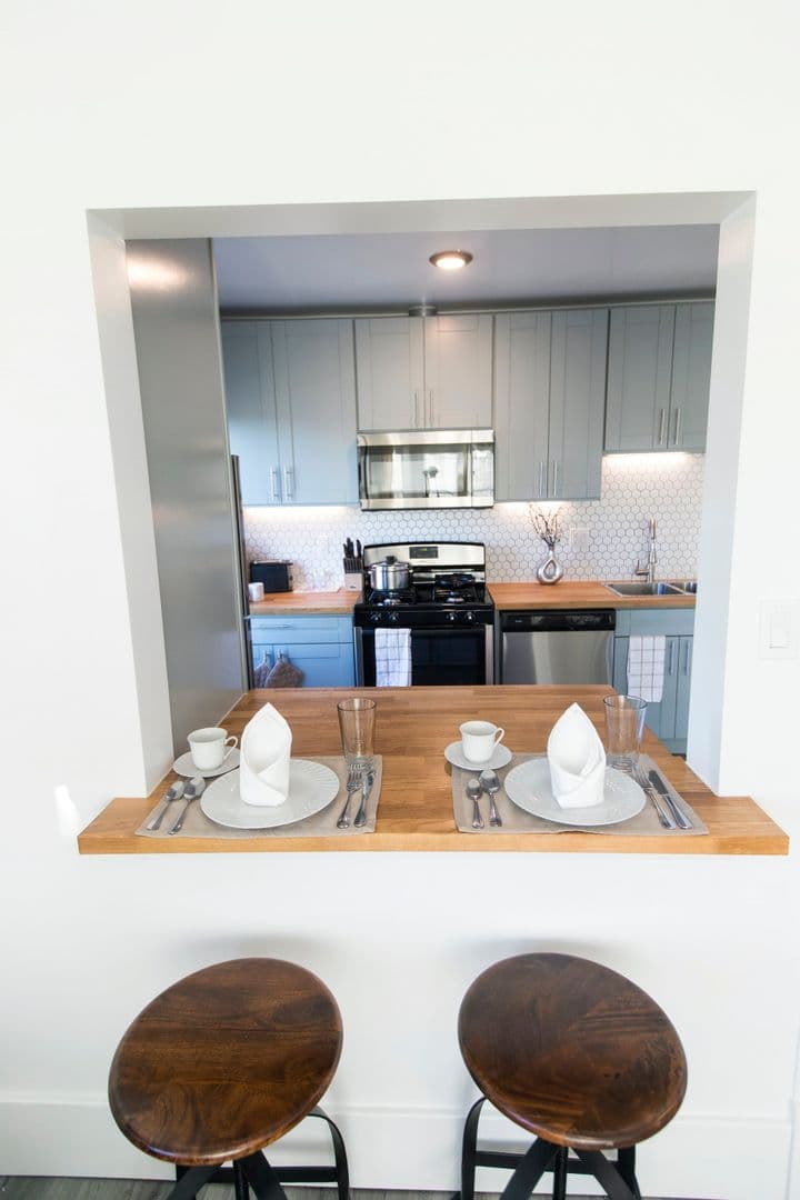 San Diego Apartment: 1520 Tyler Ave