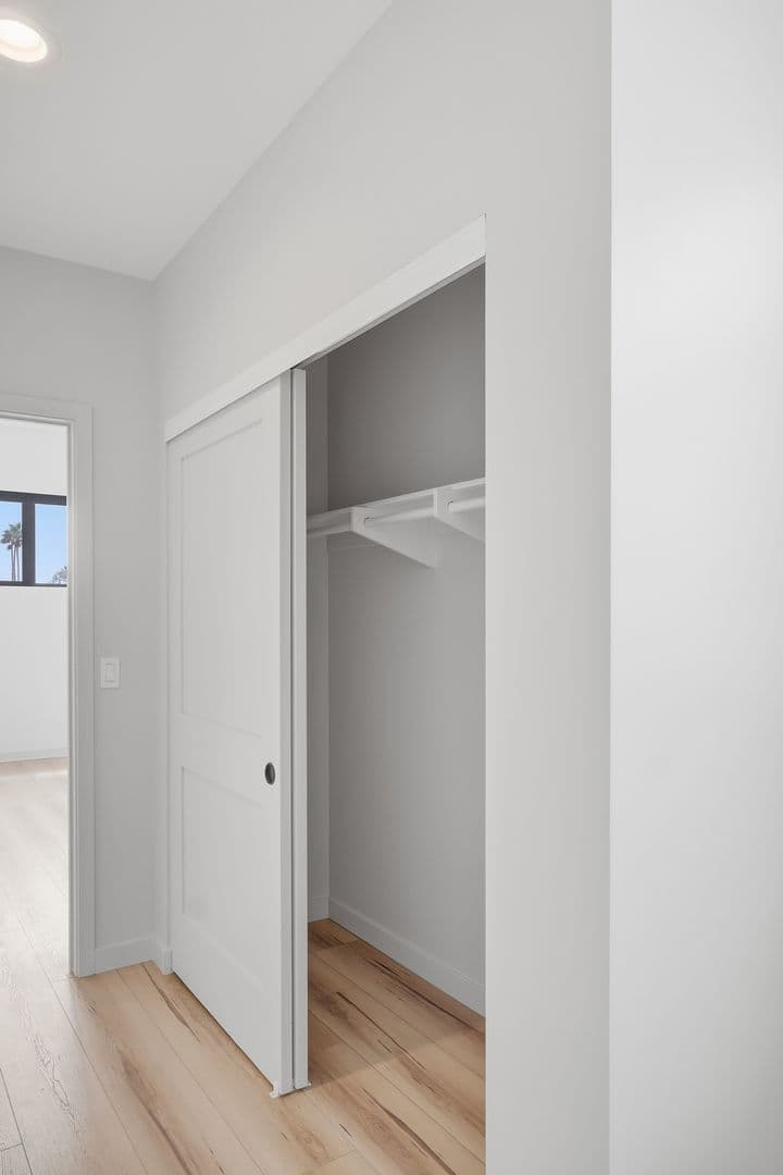 Imperial Beach Apartment: 107-113 Daisy Ave