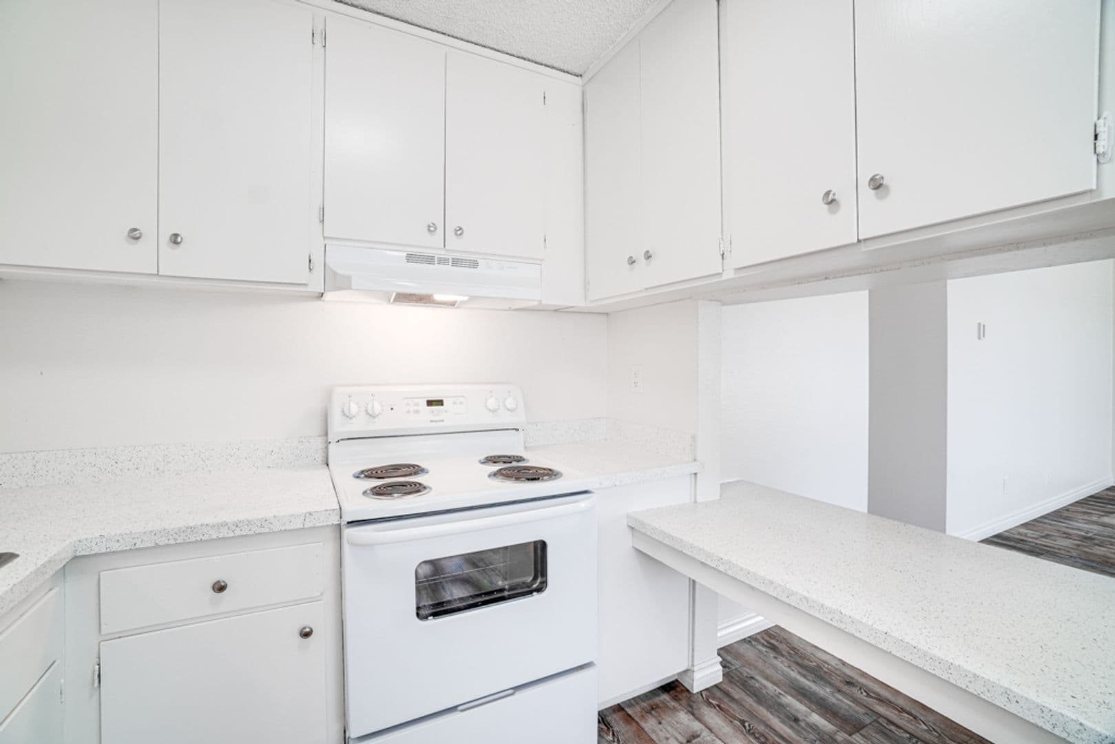 El Cajon Apartment: 1037 E. Lexington Ave