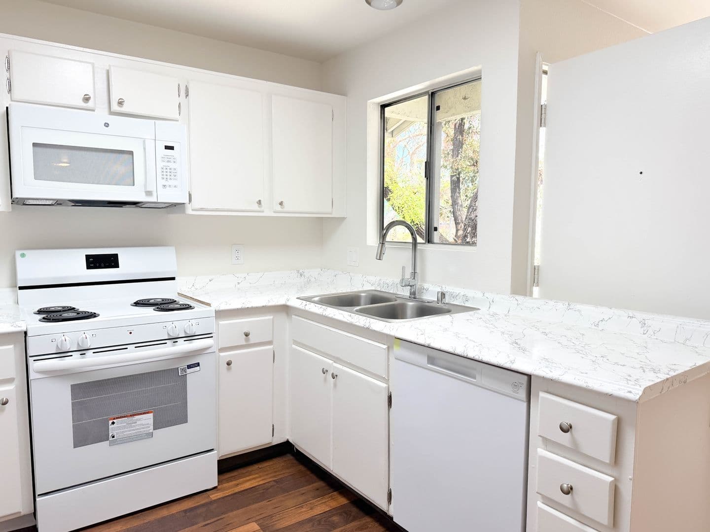 San Diego Apartment: 2675 G Street