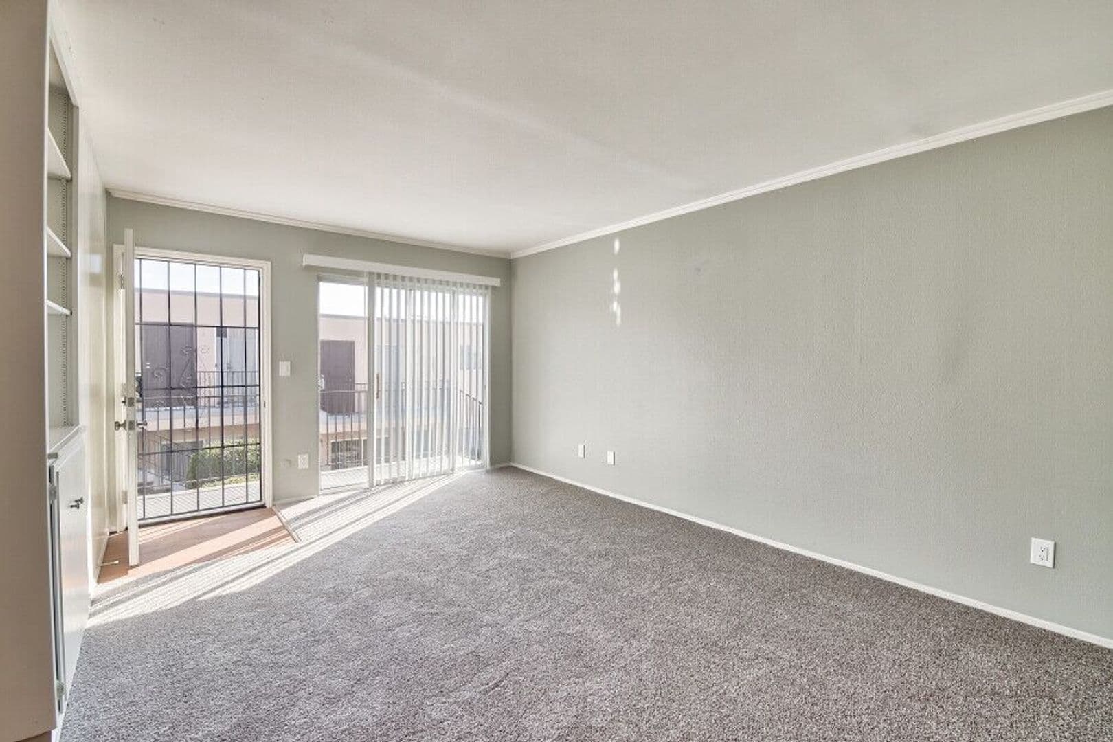 San Diego Apartment: 3936 - 3946 Texas Street