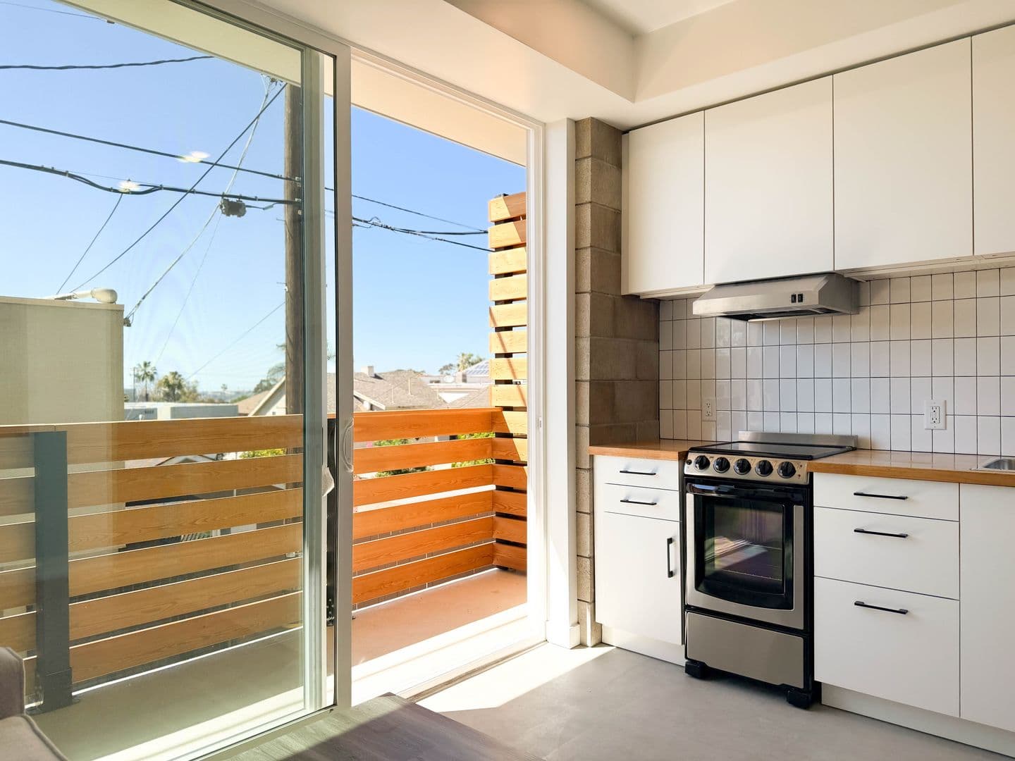 San Diego Apartment: 1520 Tyler Ave
