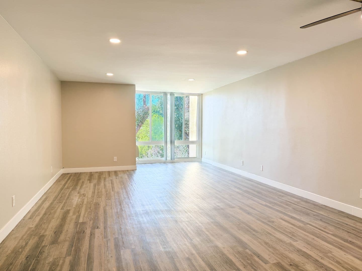 San Diego Apartment: 6867 Golfcrest Drive