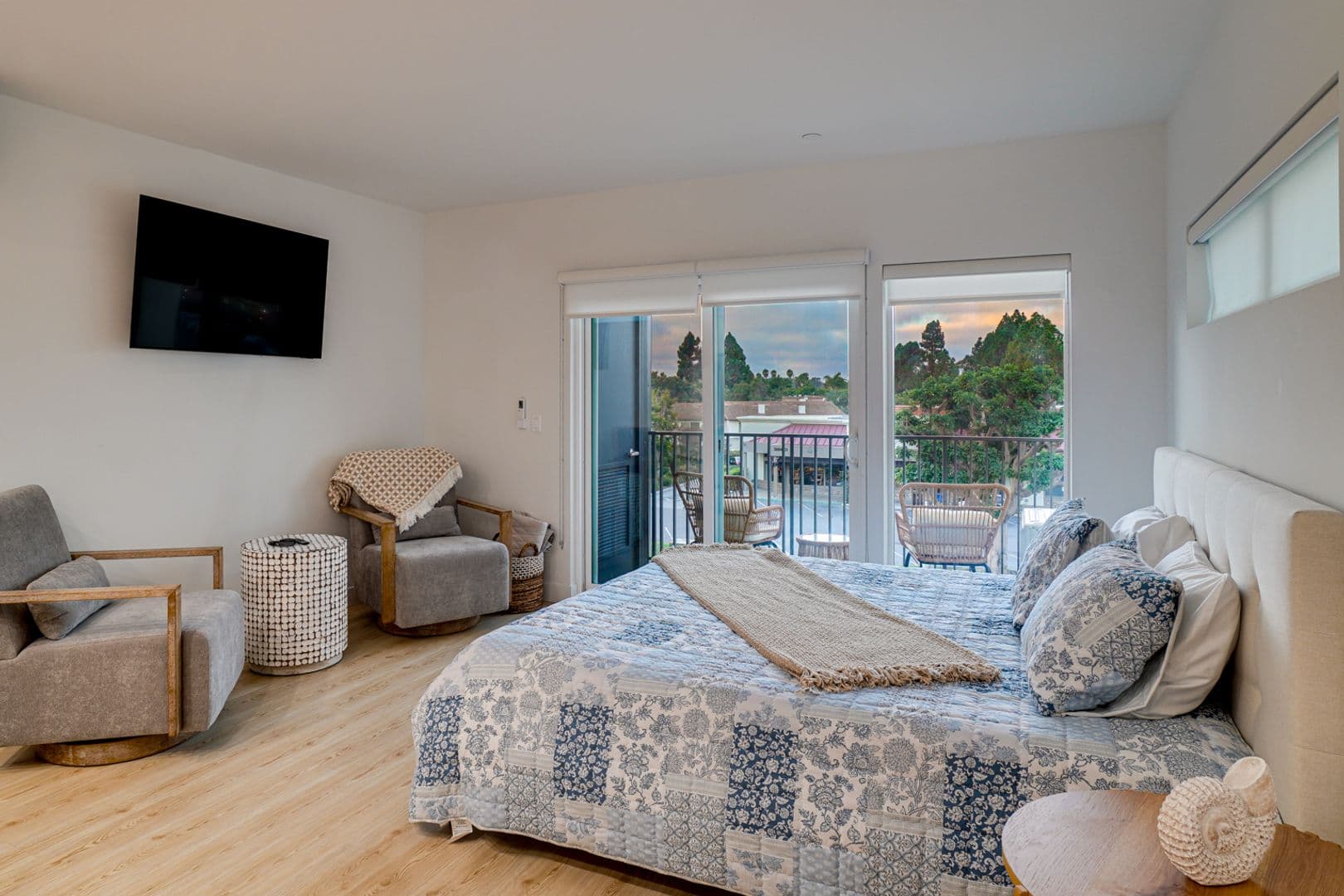 San Diego Apartment: 3910 Chapman Street