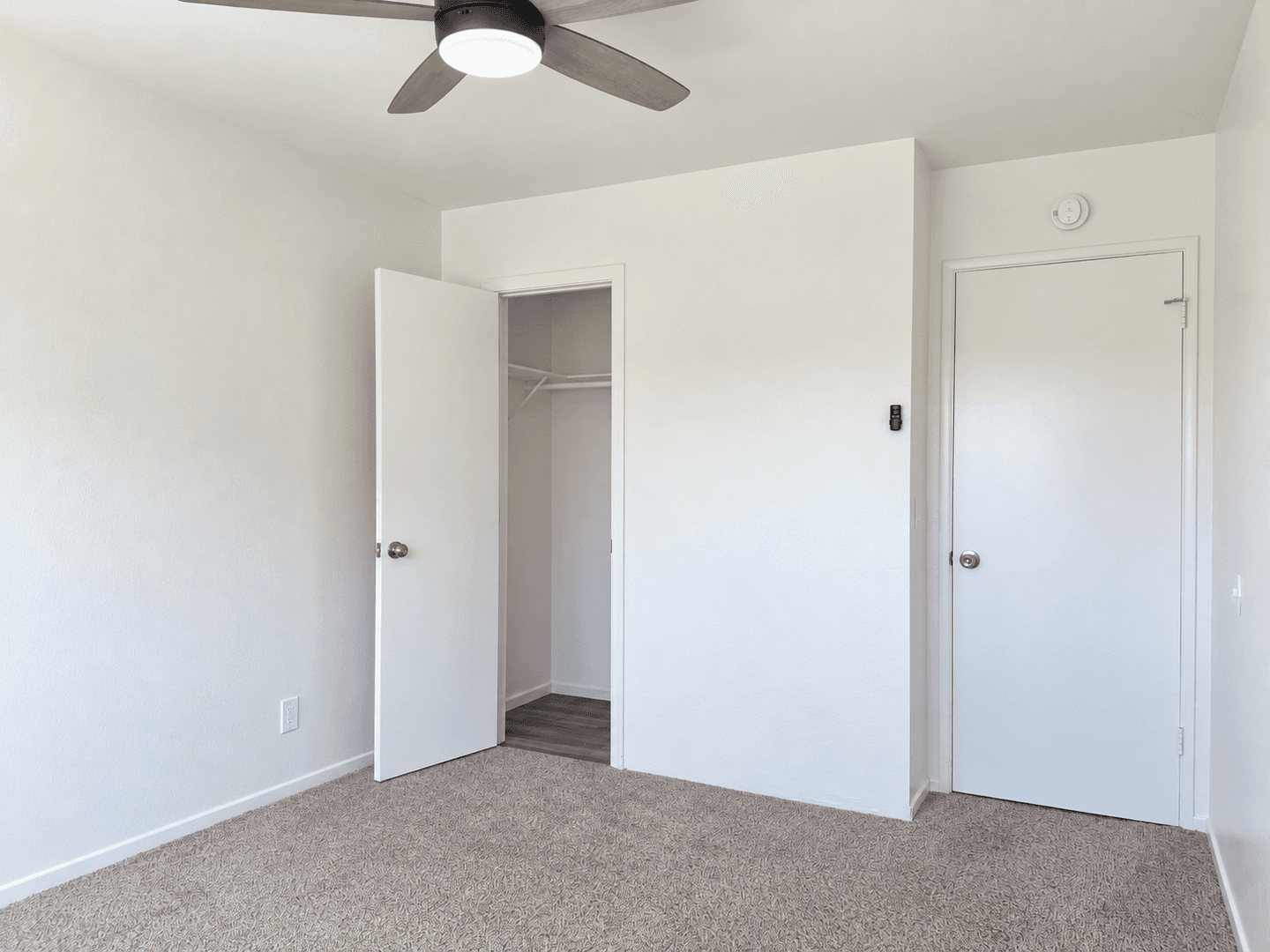 Imperial Beach Apartment: 277 Evergreen Avenue