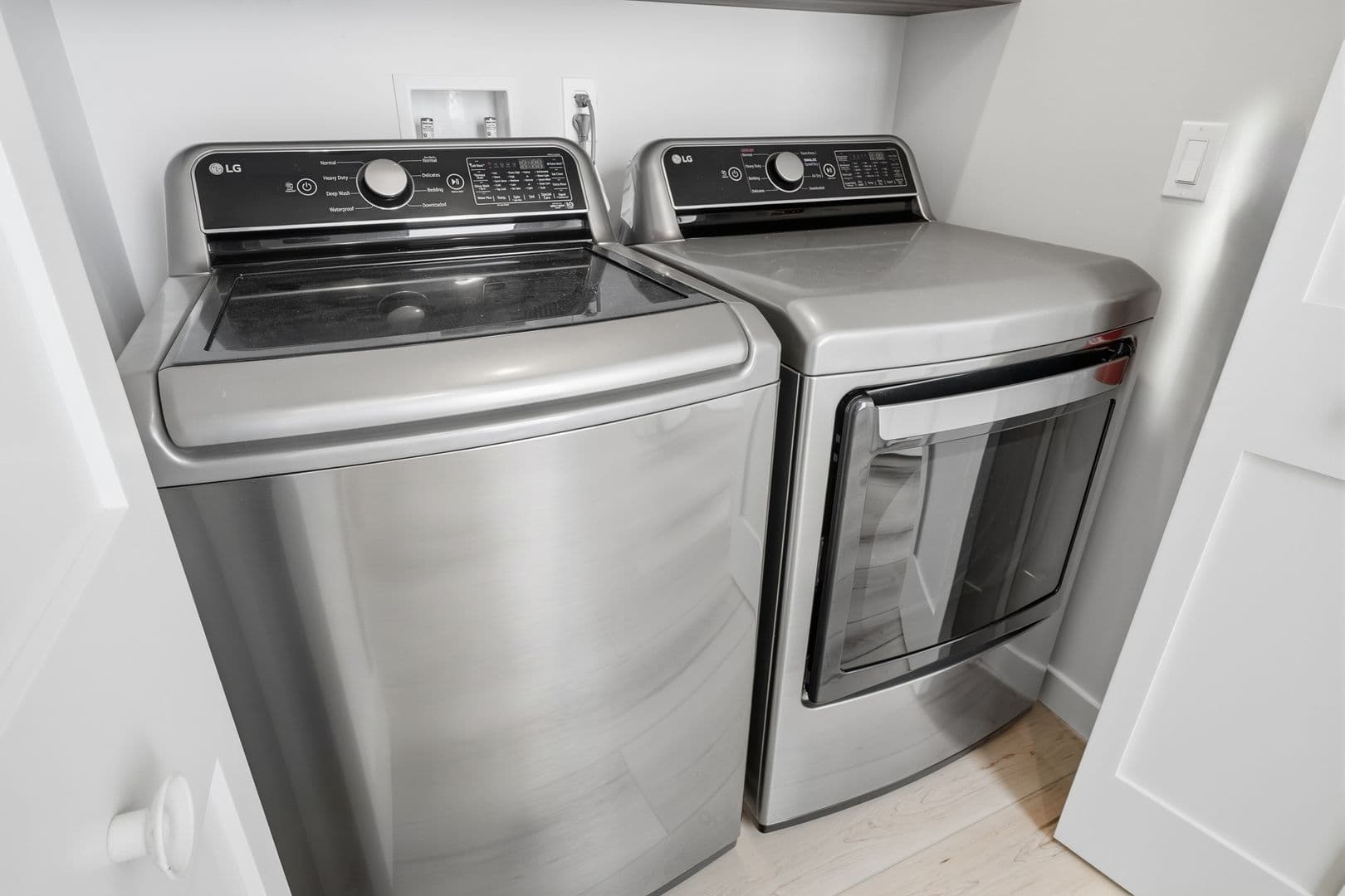 Imperial Beach Apartment: 107-113 Daisy Ave