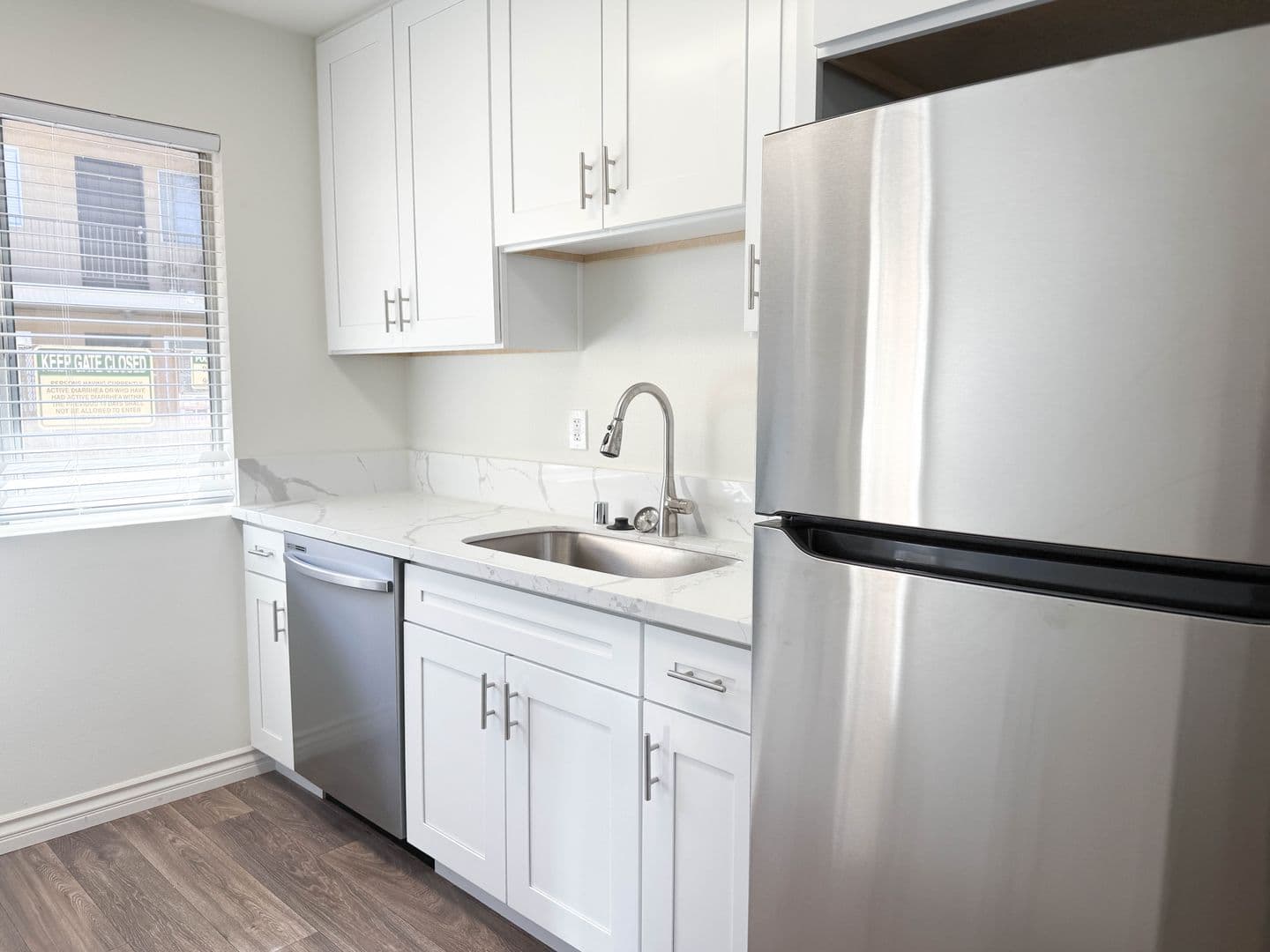 Lakeside Apartment: 9250 Winter Gardens & 12058 Rockcrest Rd.