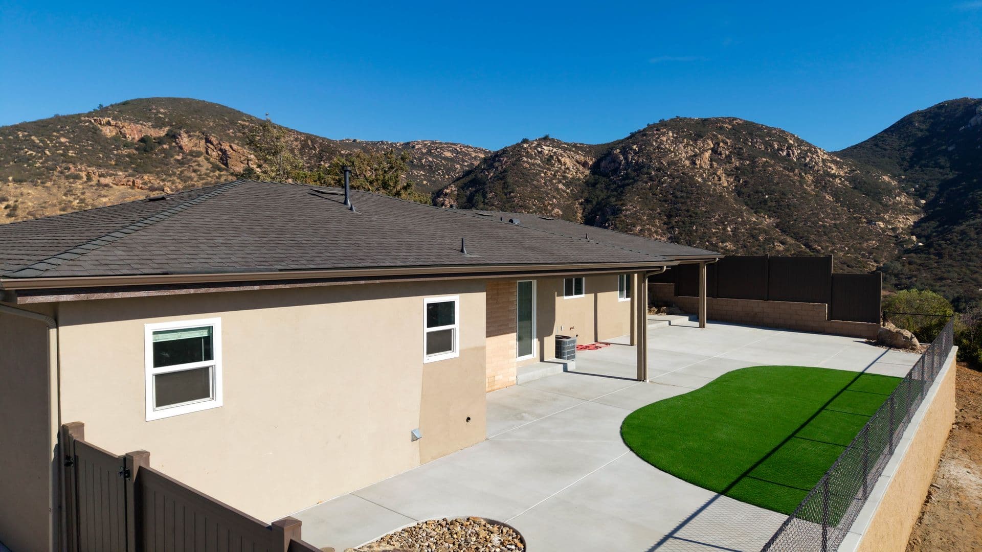 El Cajon House: 9414 Saddle Hill Rd