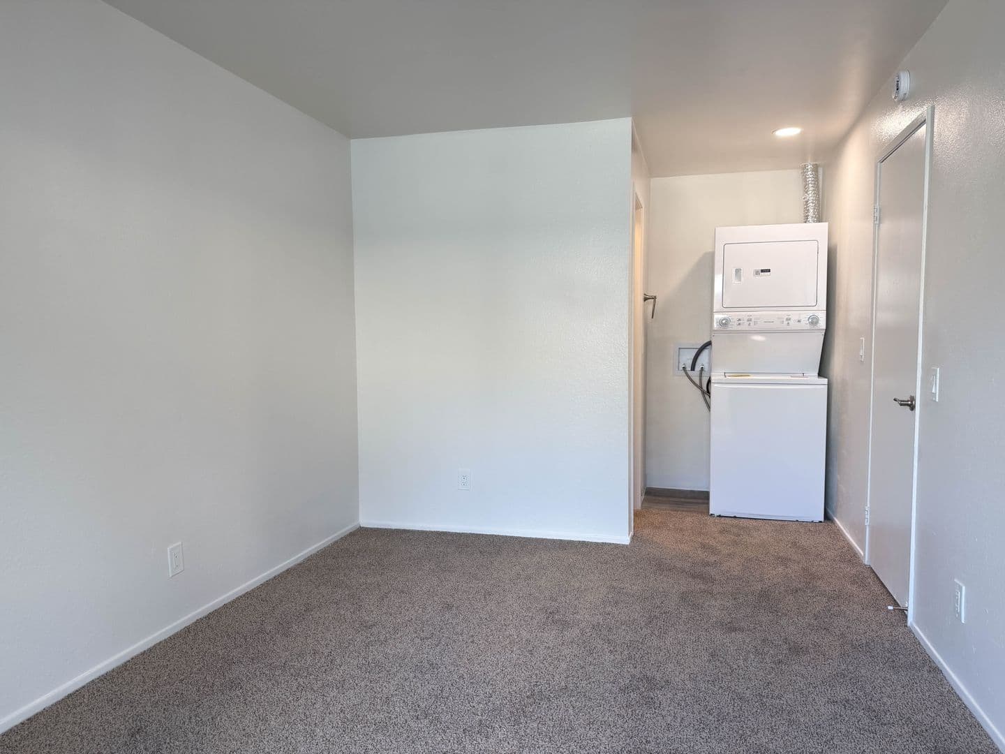 San Diego Apartment: 2675 G Street