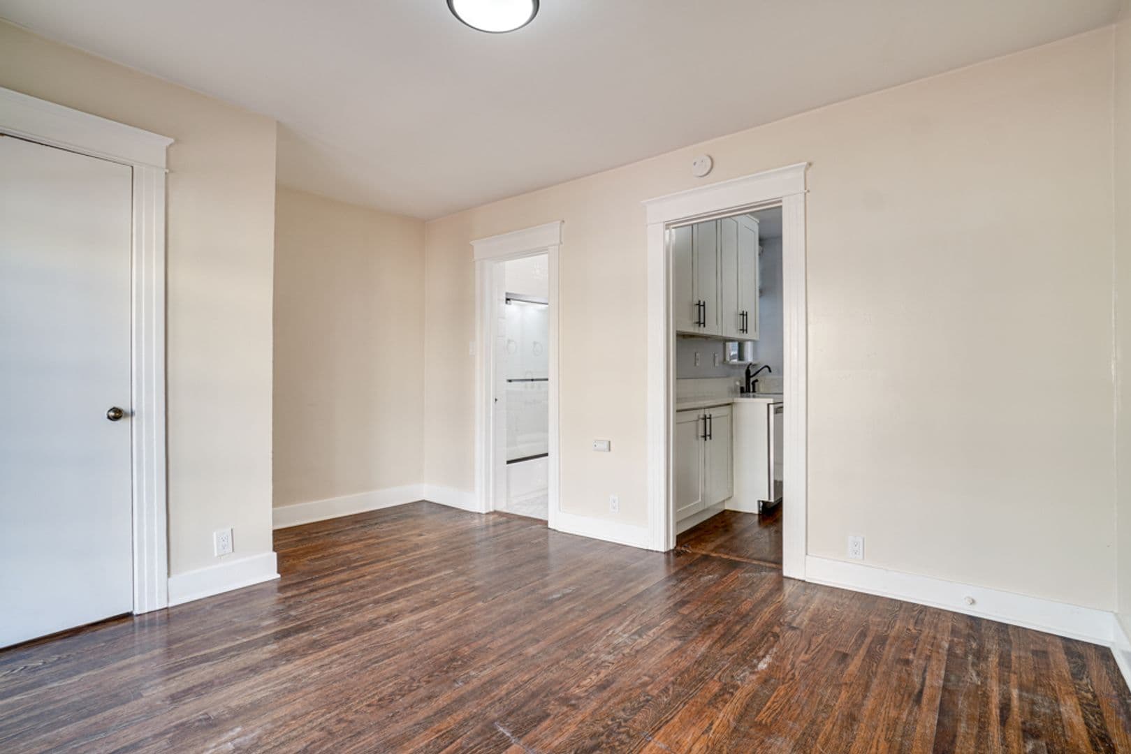 San Diego Apartment: 4260 Campus Ave