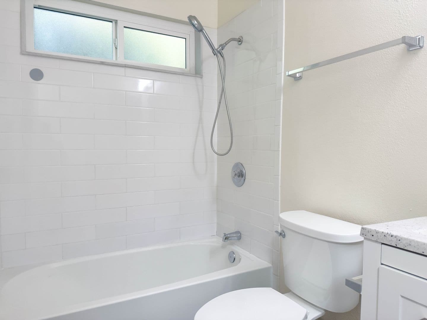 El Cajon Apartment: 573 Emerald Ave