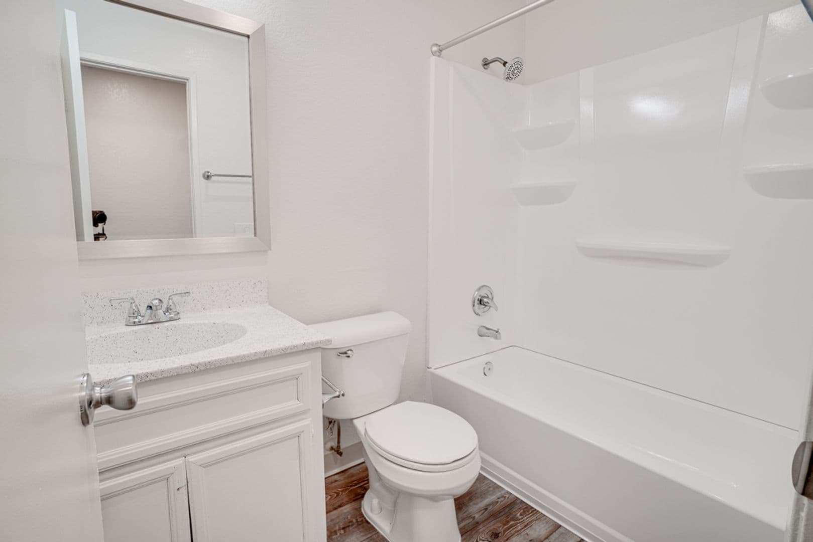 Chula Vista Apartment: 670 F Street