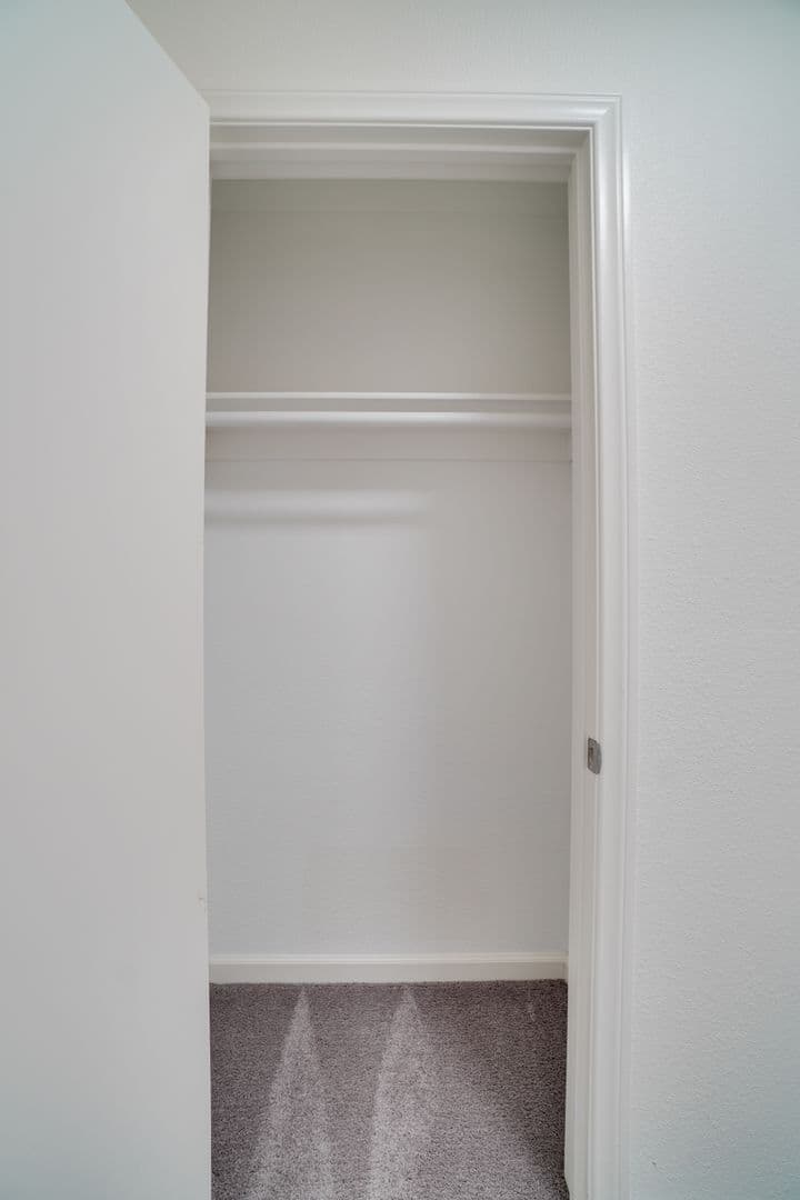 San Marcos Apartment: 580-592 Los Vallecitos Blvd