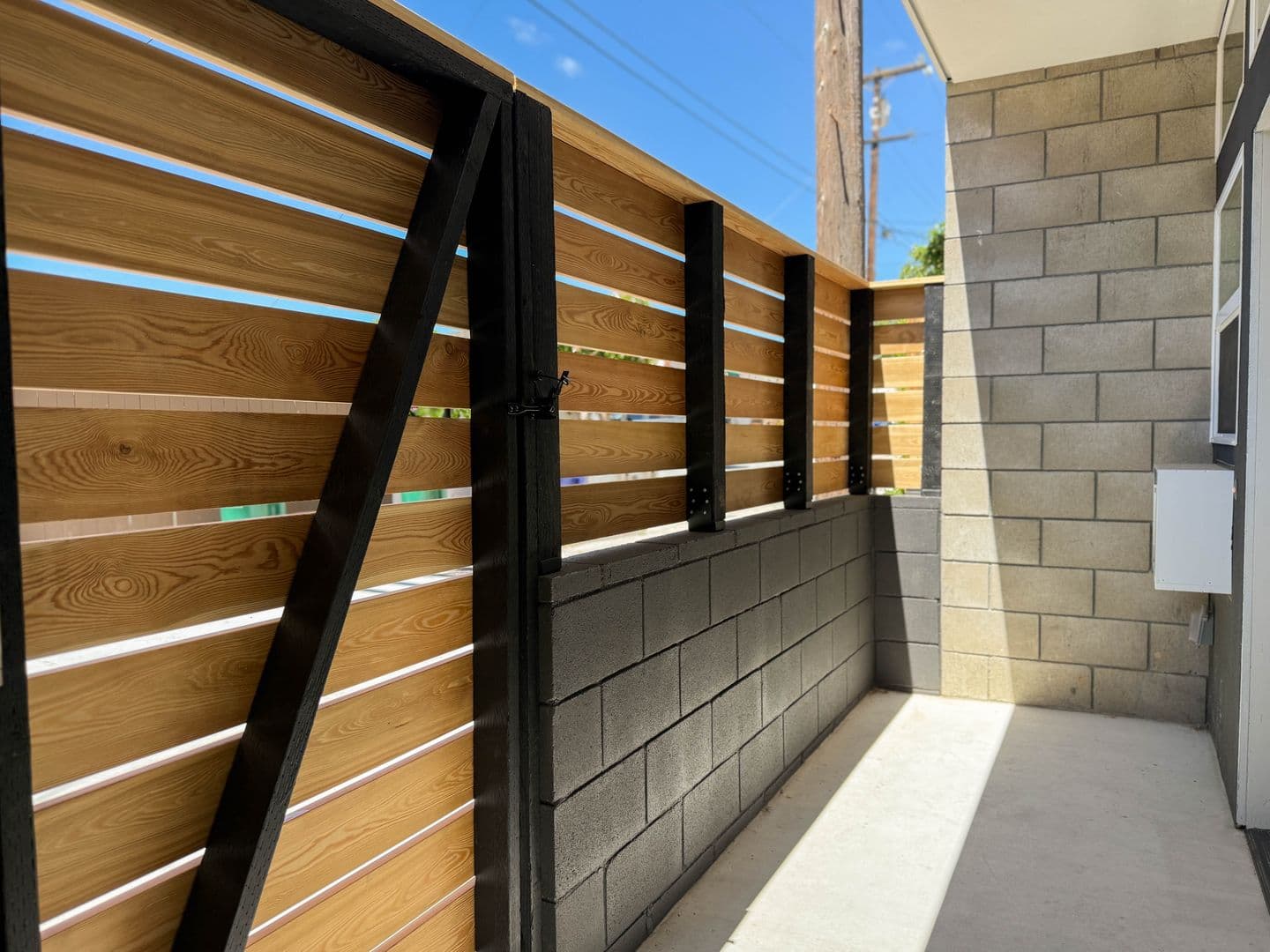 San Diego Apartment: 1520 Tyler Ave