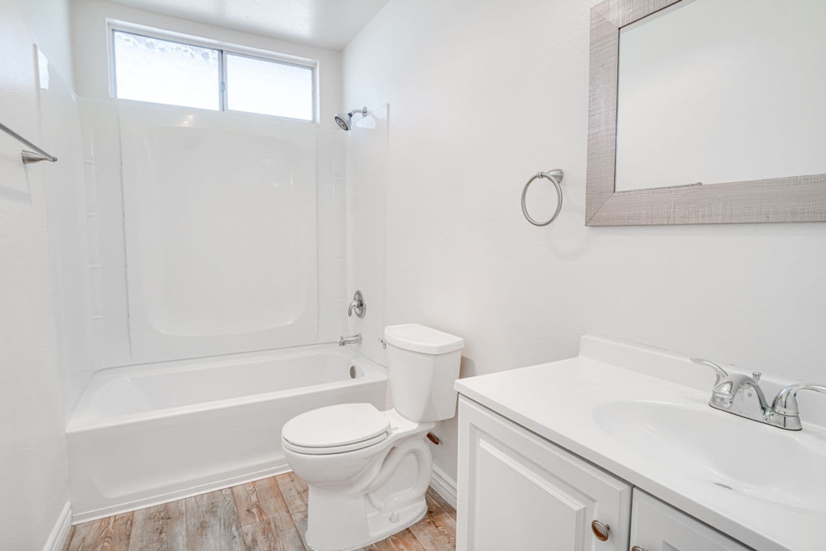 El Cajon Apartment: 1037 E. Lexington Ave