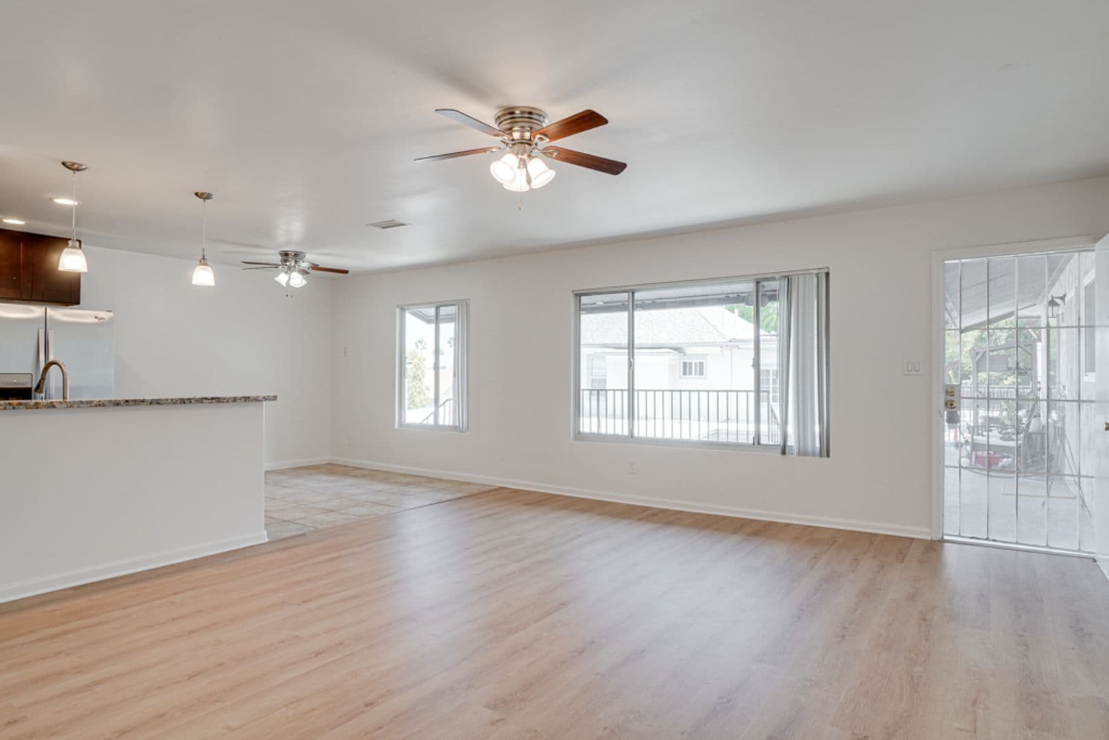 La Mesa Apartment: 4566 Date Ave