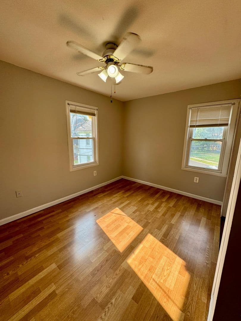 Brooklawn House: 242 New Jersey Rd