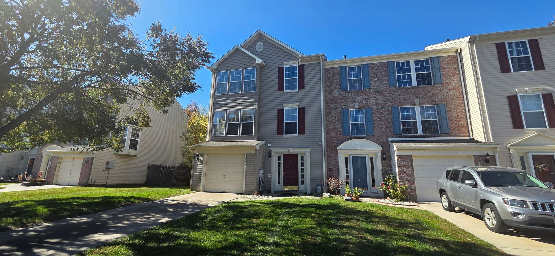 Clementon House: 2031 Broadacres DR