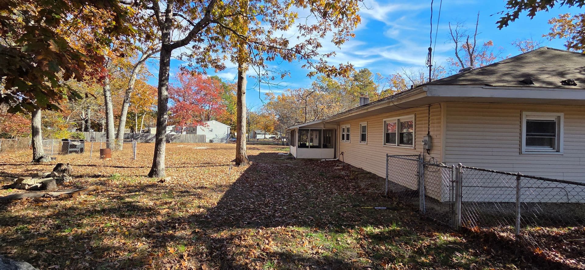 Williamstown House: 319 Jays Ave