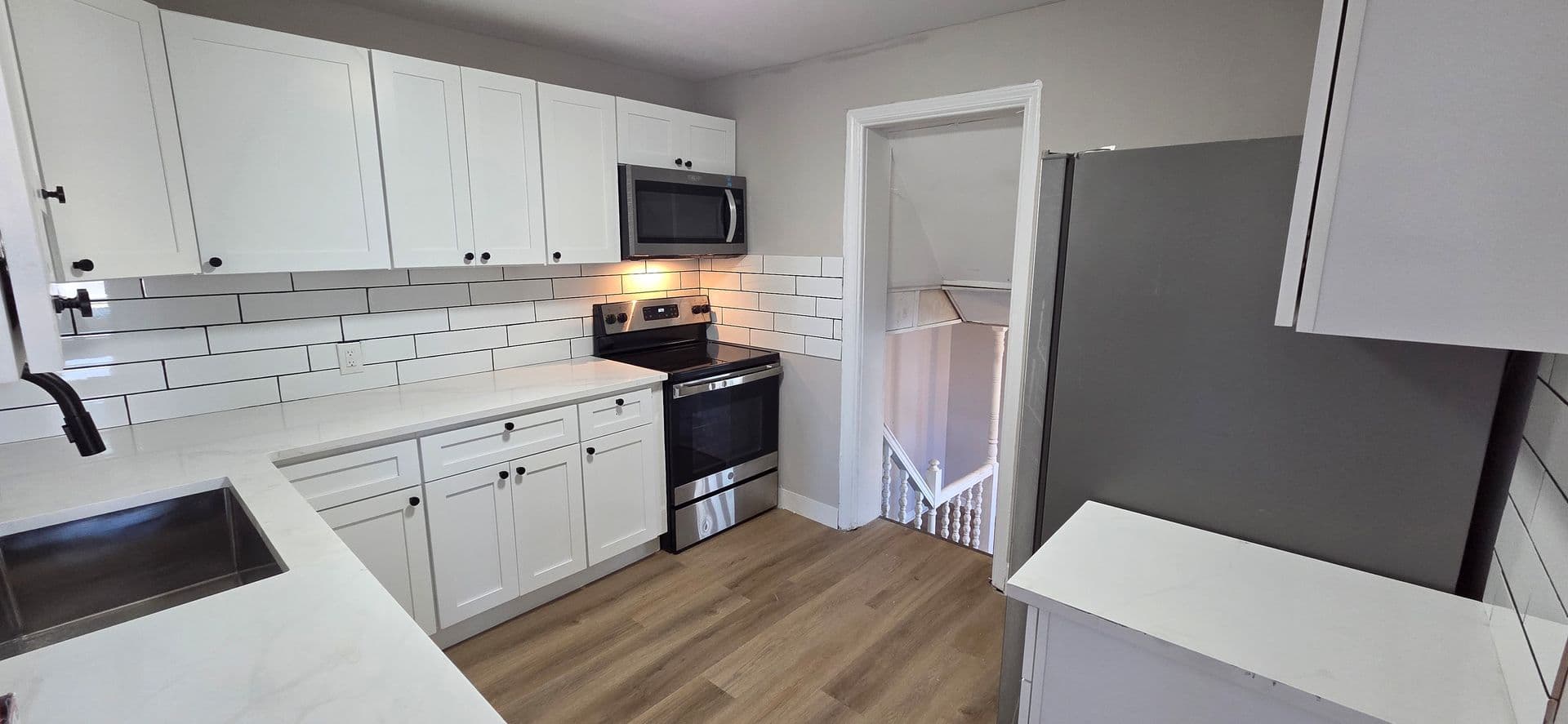 Levittown House: 1019 Green Ln