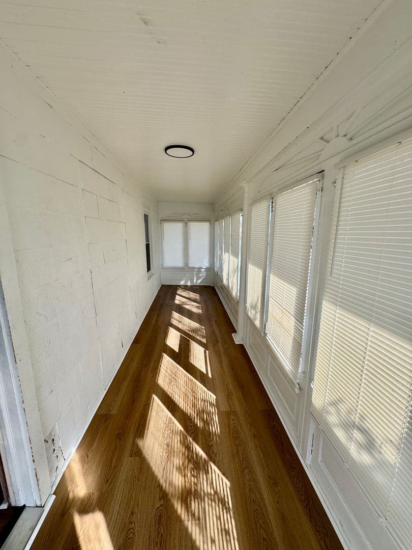 Ewing House: 117 Browning Ave