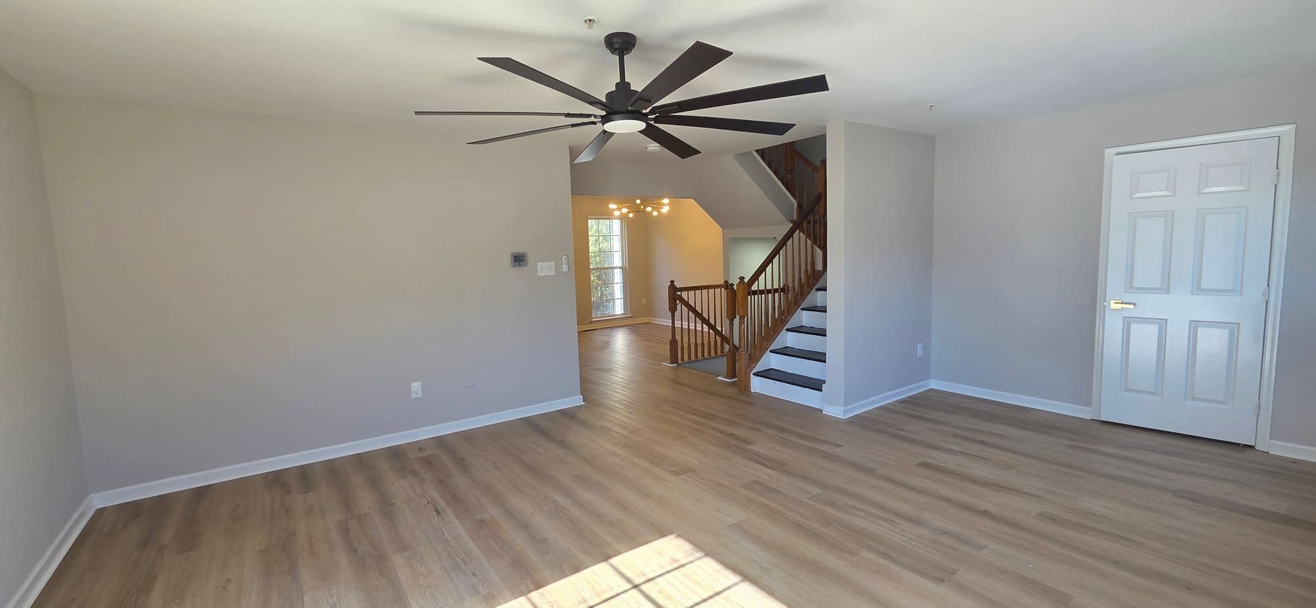 Clementon House: 2031 Broadacres DR