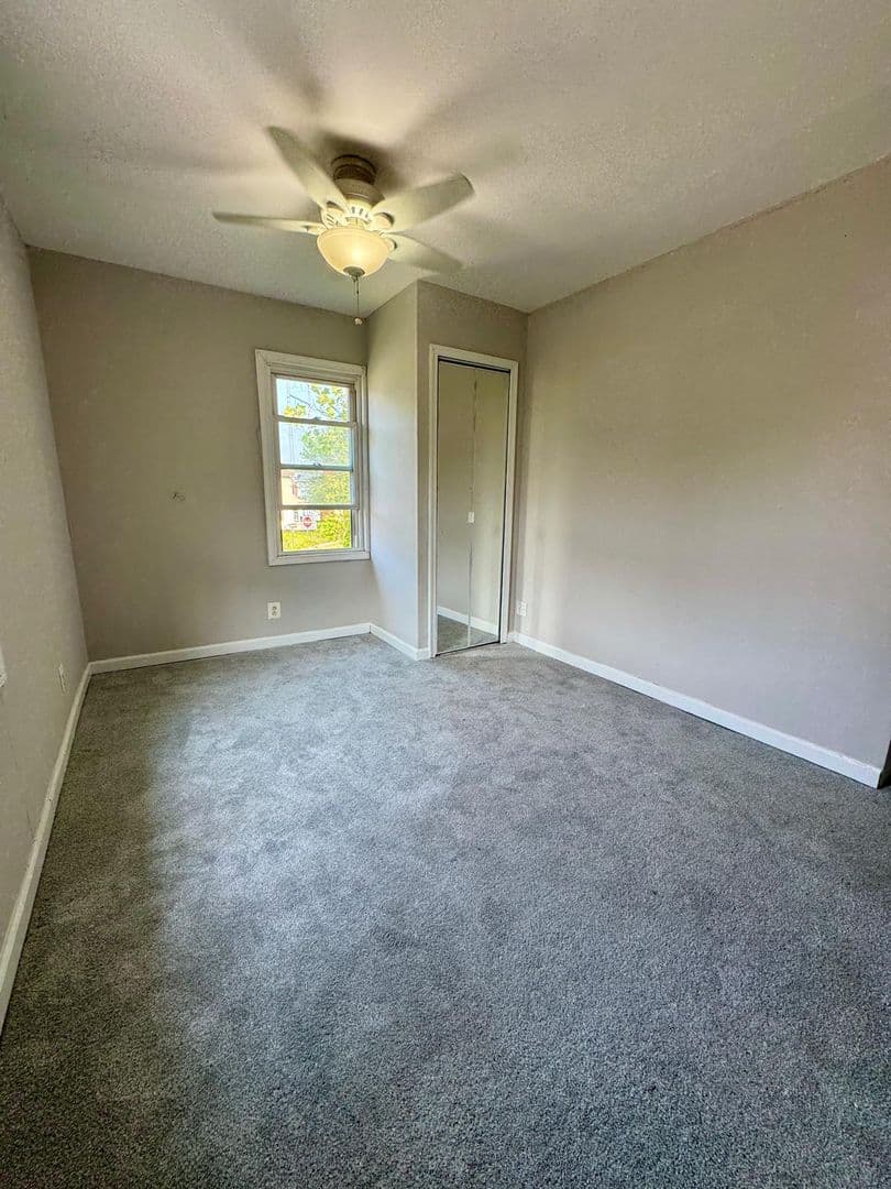 Brooklawn House: 242 New Jersey Rd