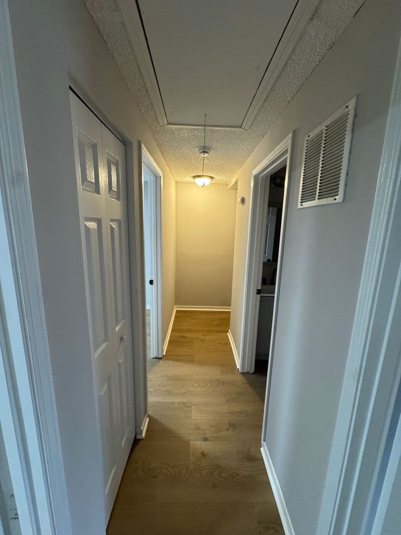 New Jersey Townhome: 181 Logan St