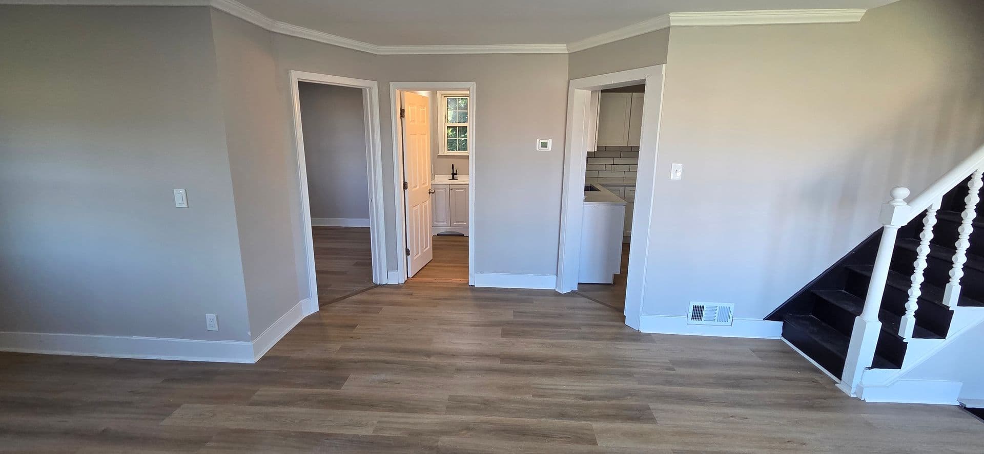 Levittown House: 1019 Green Ln