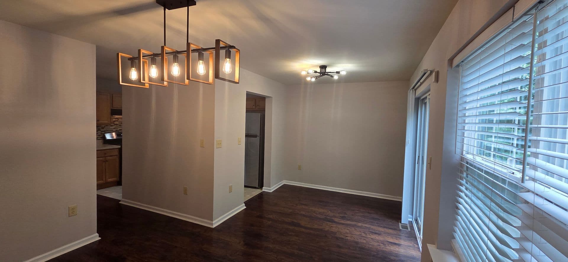 Sicklerville Townhome: 20 Normans Ford Dr