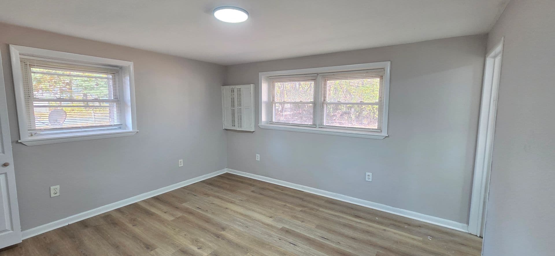 Williamstown House: 319 Jays Ave