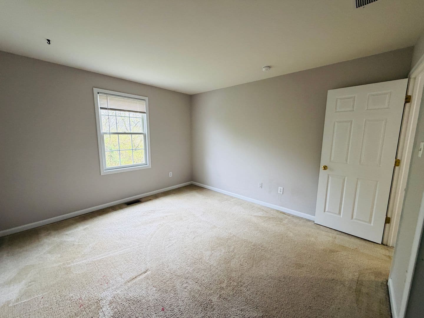 Sicklerville Townhome: 11 Camino Ct