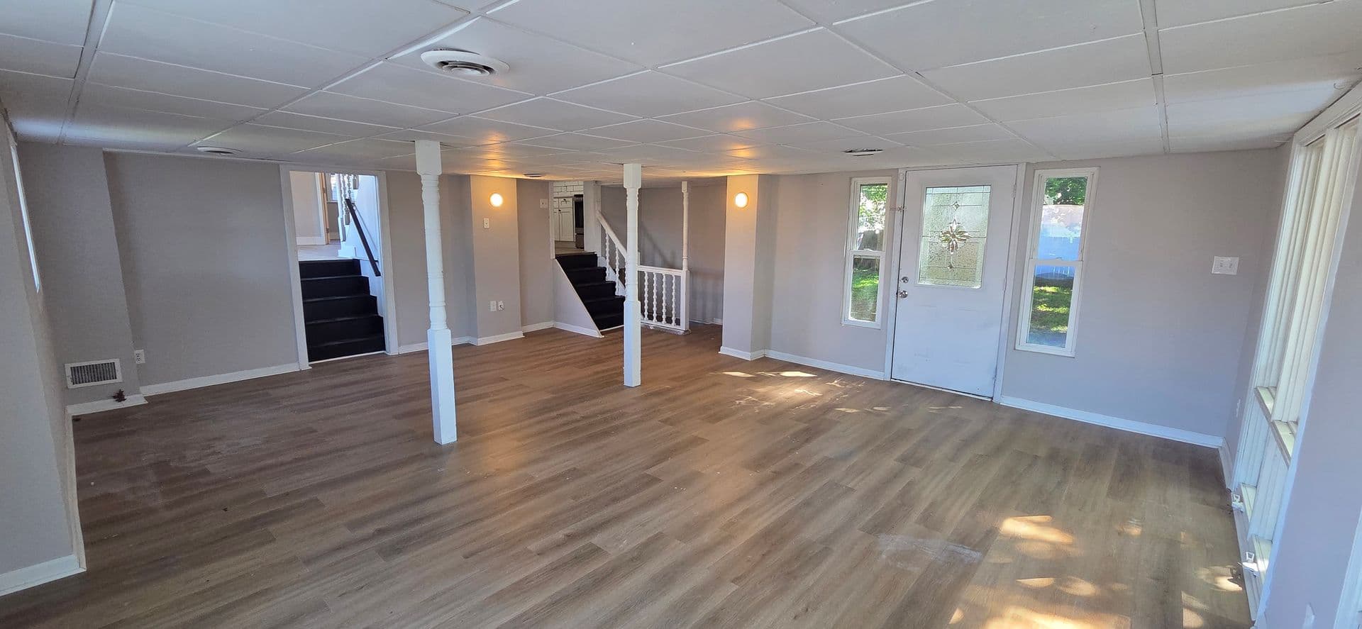 Levittown House: 1019 Green Ln