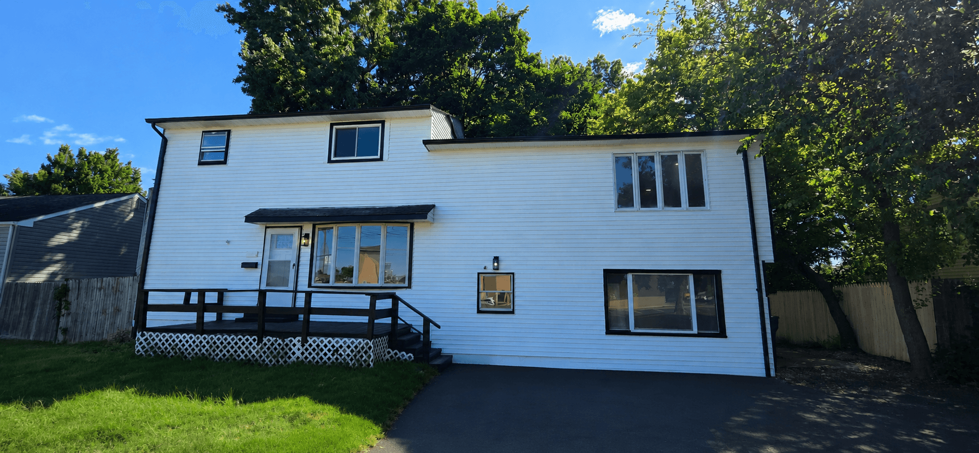 Levittown House: 1019 Green Ln