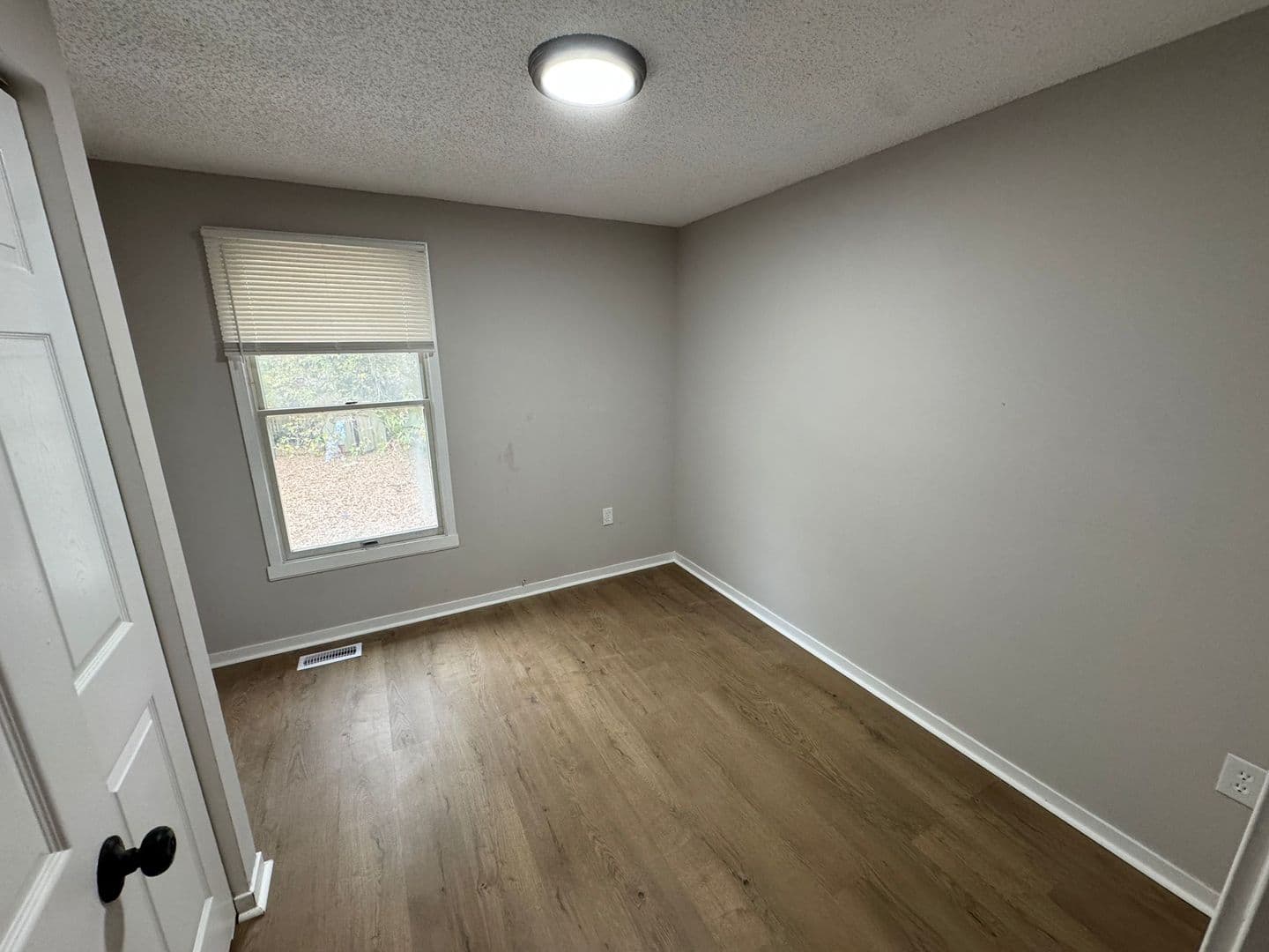 New Jersey Townhome: 181 Logan St