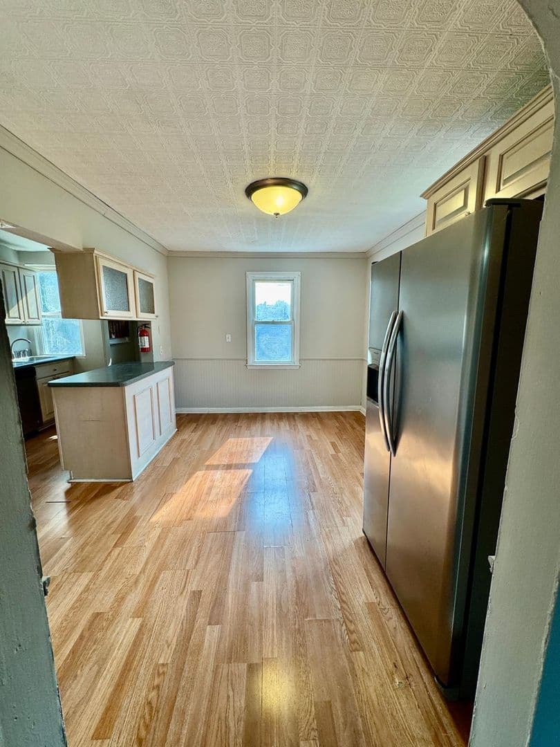 Brooklawn House: 242 New Jersey Rd