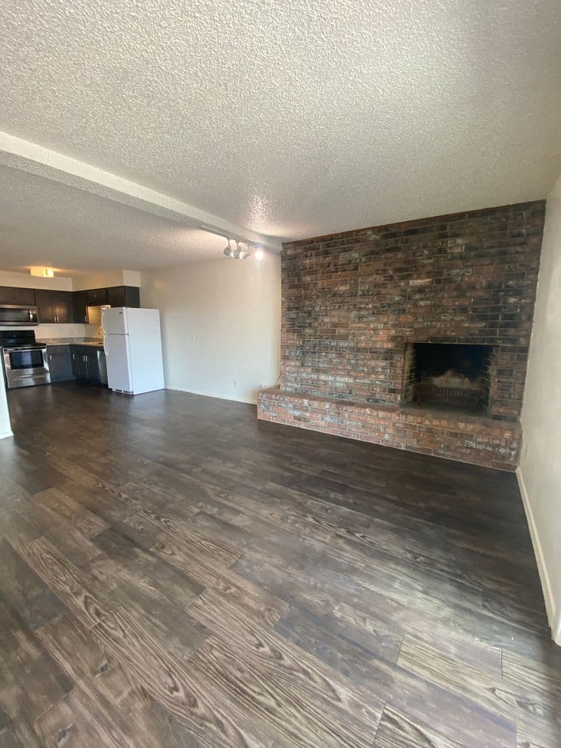 San Marcos Apartment: N. LBJ-1226