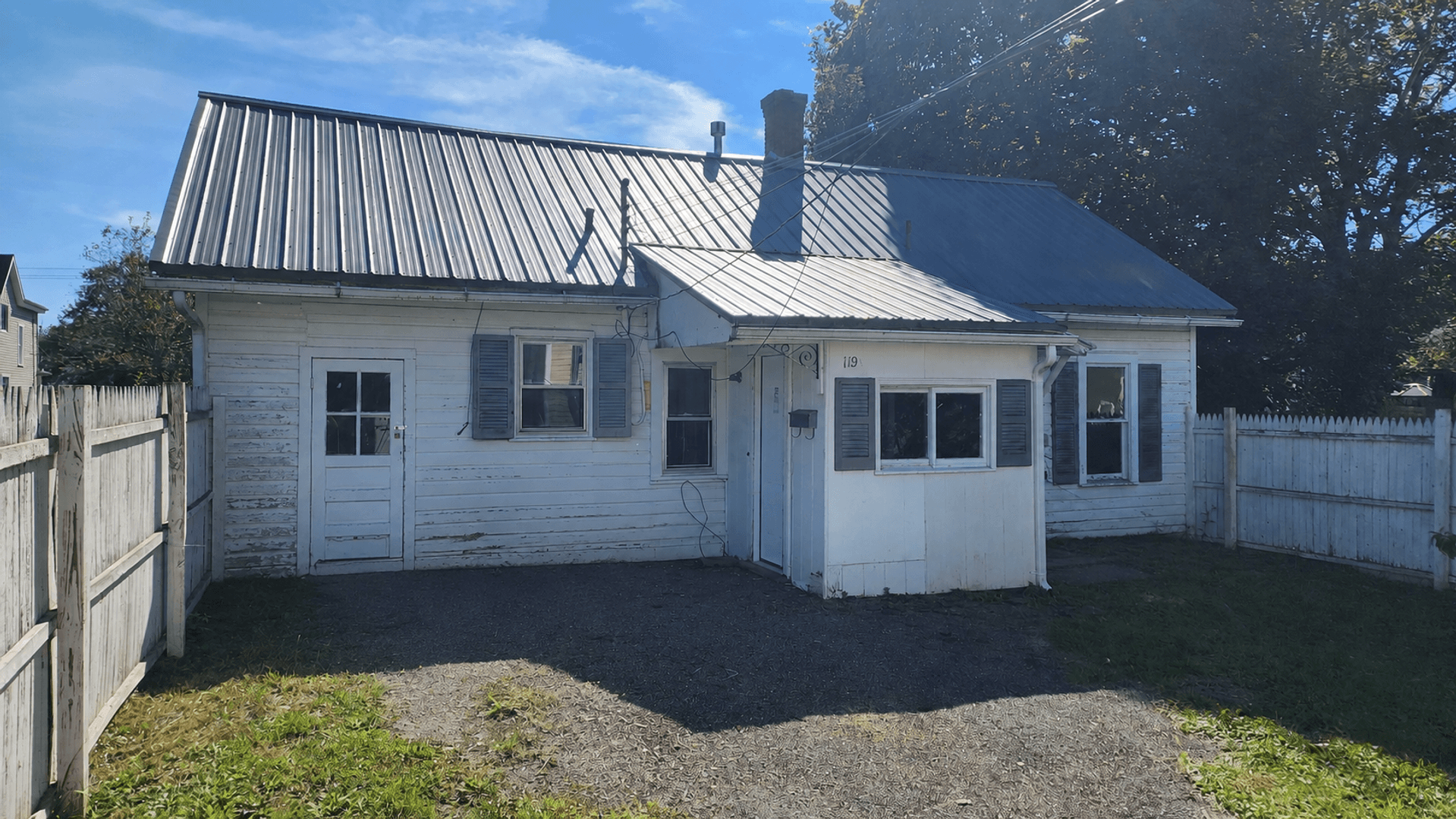 Olean Apartment: 119 - 119 1/2 South 8th Street