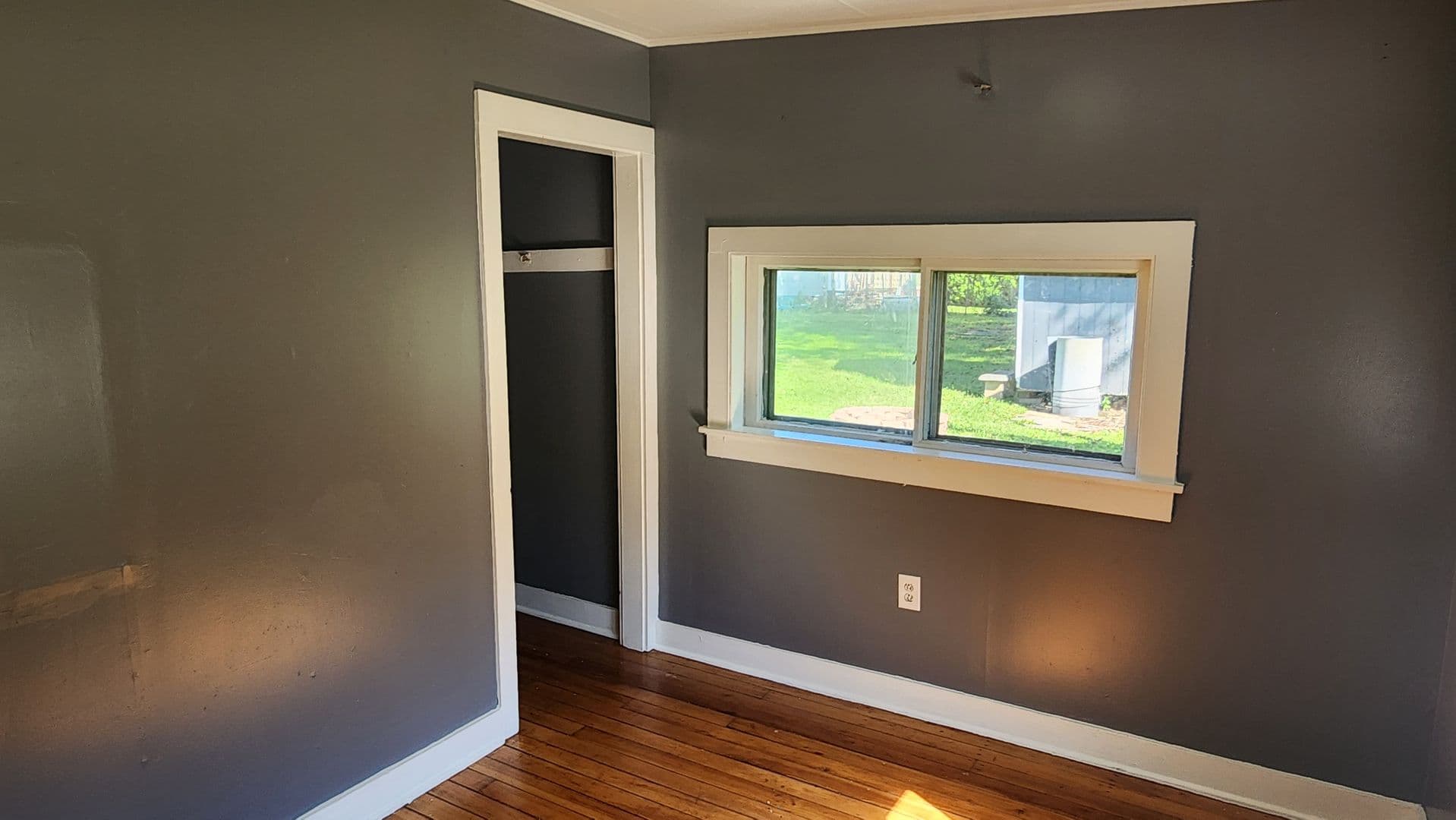 Olean Apartment: 119 - 119 1/2 South 8th Street