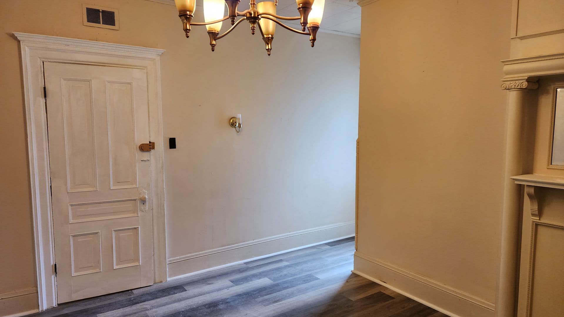 Bradford Apartment: 26 Pine Street