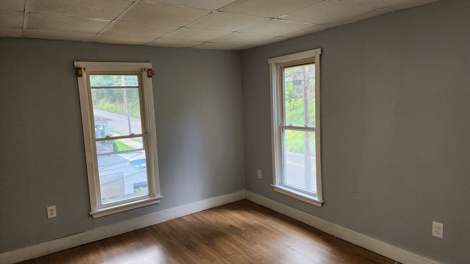 Bradford Apartment: 137 South Avenue